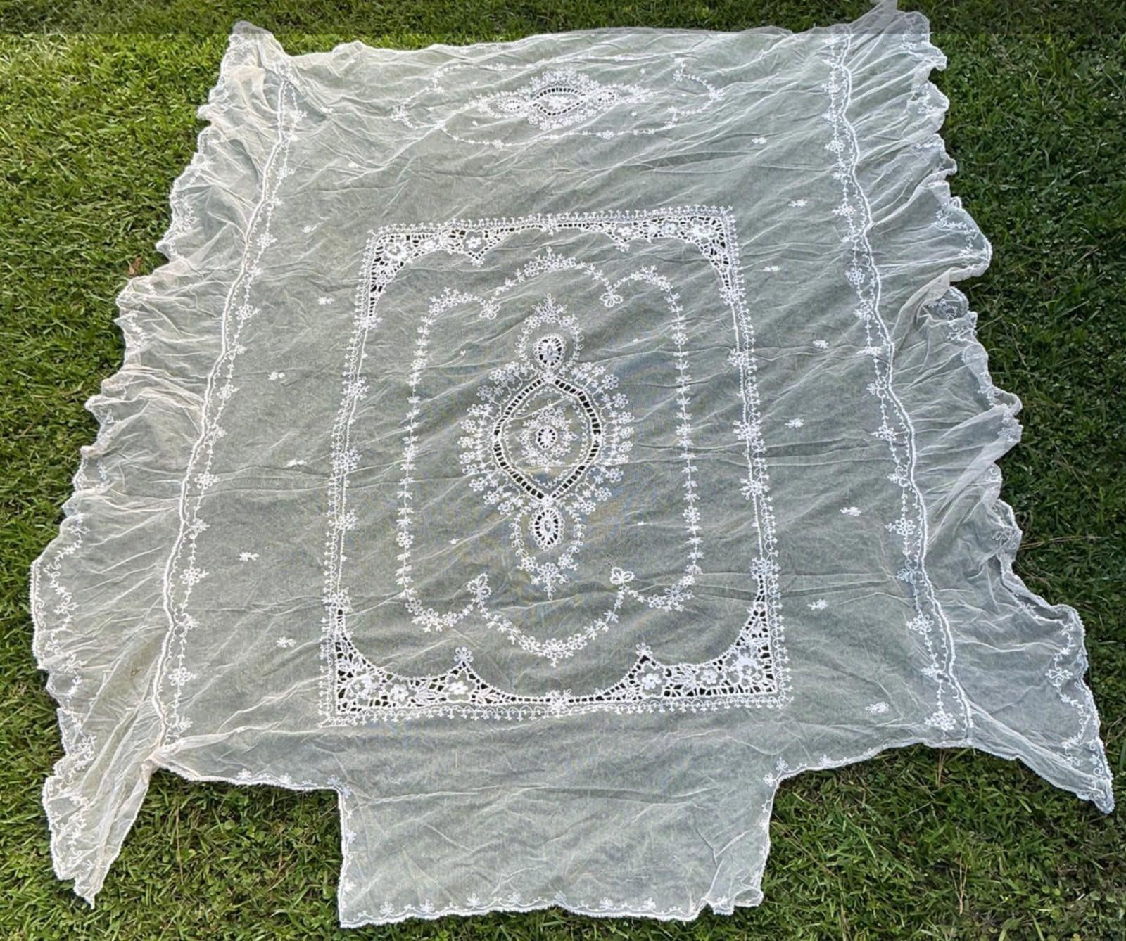 The Unbranded Brand Antique Embroidered Tambour Net Lace Bedspread Edwardian Size ONE SIZE - 4 Thumbnail