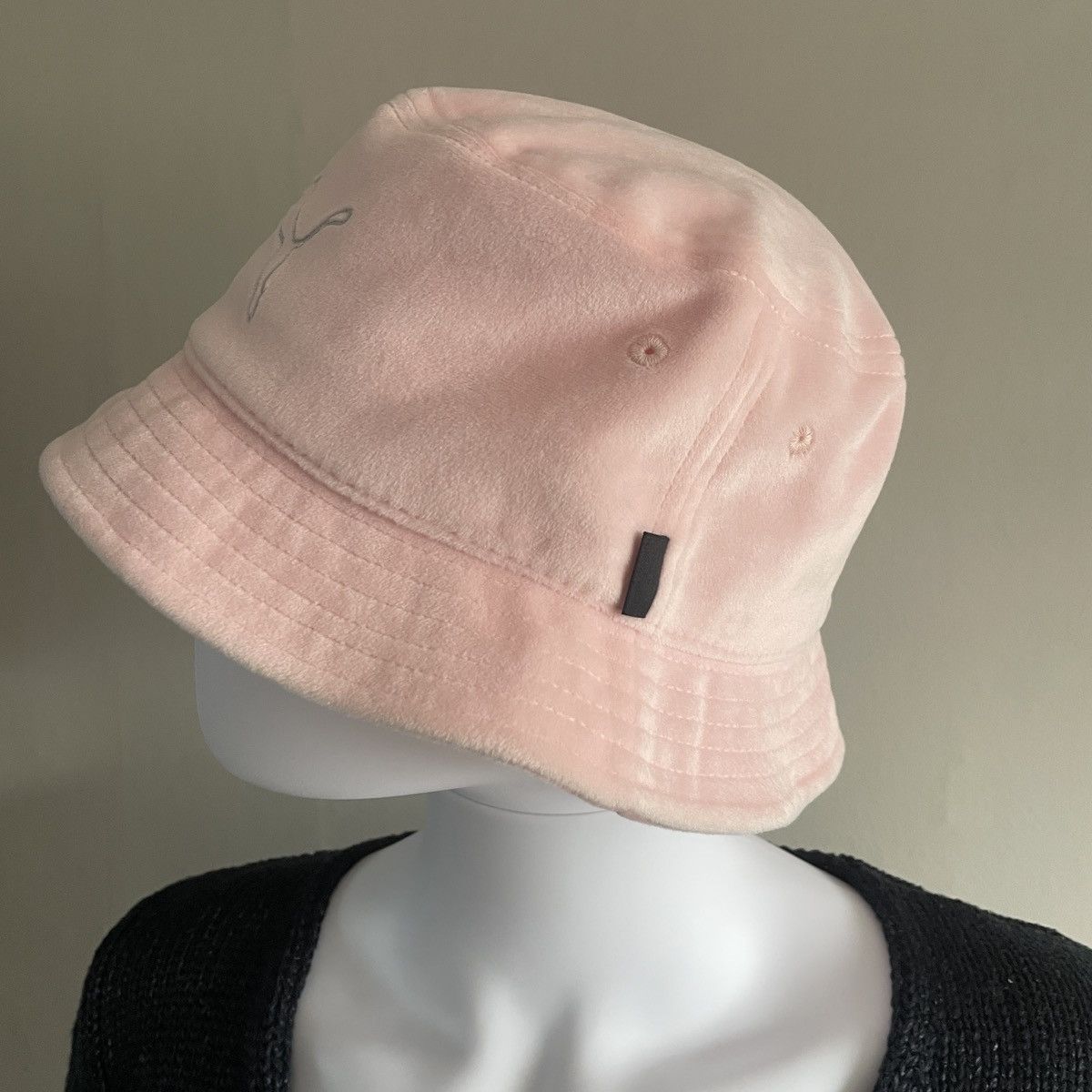 Puma Puma Pink Fluffy Bucket Hat Size ONE SIZE - 2 Thumbnail