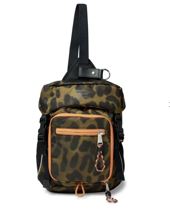 Burberry Animal Print Nylon Leopard Belt Pack crossbody Green bag Size ONE SIZE - 6 Thumbnail