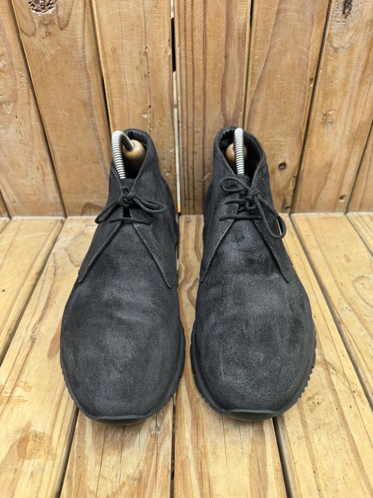 Prada Prada distressed leather Men’s chukka boots SIZE UK 8 US 9 Size US 9 / EU 42 - 2 Thumbnail