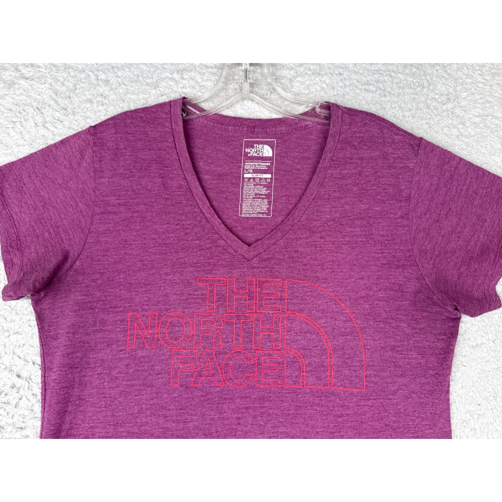 The North Face VINTAGE The North Face Shirt Women L Purple V-Neck Short Sleeve Slim Tee Ladies Large Purple - Outdoor Everyday Men/Women? Size L / US 10 / IT 46 - 4 Thumbnail
