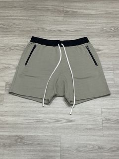 Fear of god fog cheap essentials drawstring shorts chinchilla