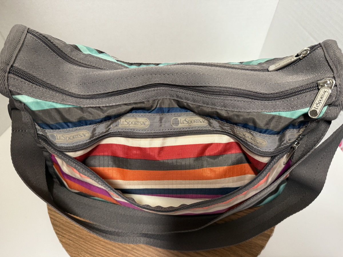 LeSportsac LeSportsac Multicolor Expandable Nylon Crossbody Bag Purse Size ONE SIZE - 11 Thumbnail
