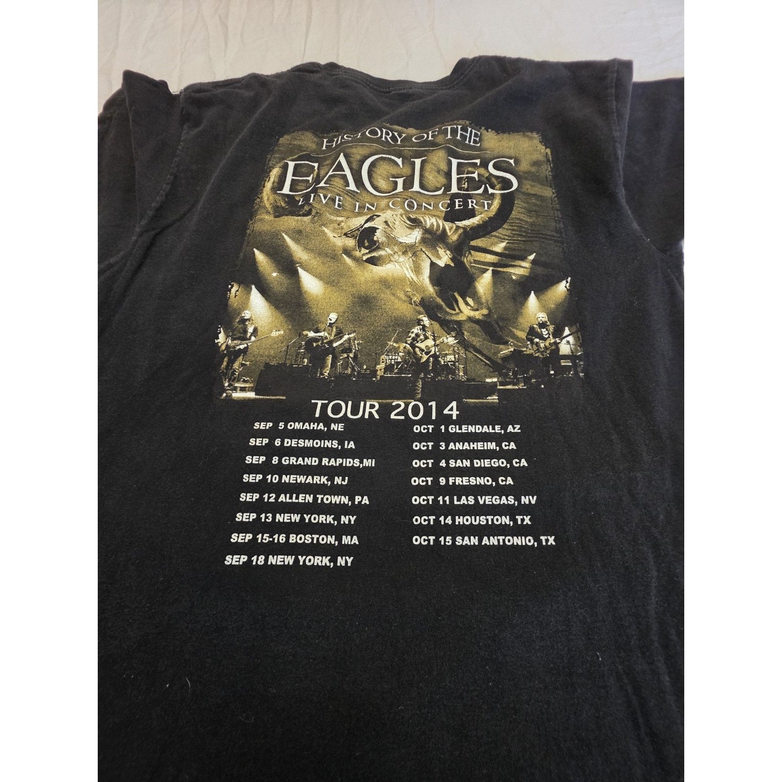 Other Eagles Band Shirt 2014 Men's Size Large Black Short Sleeve Size US L / EU 52-54 / 3 - 5 Thumbnail