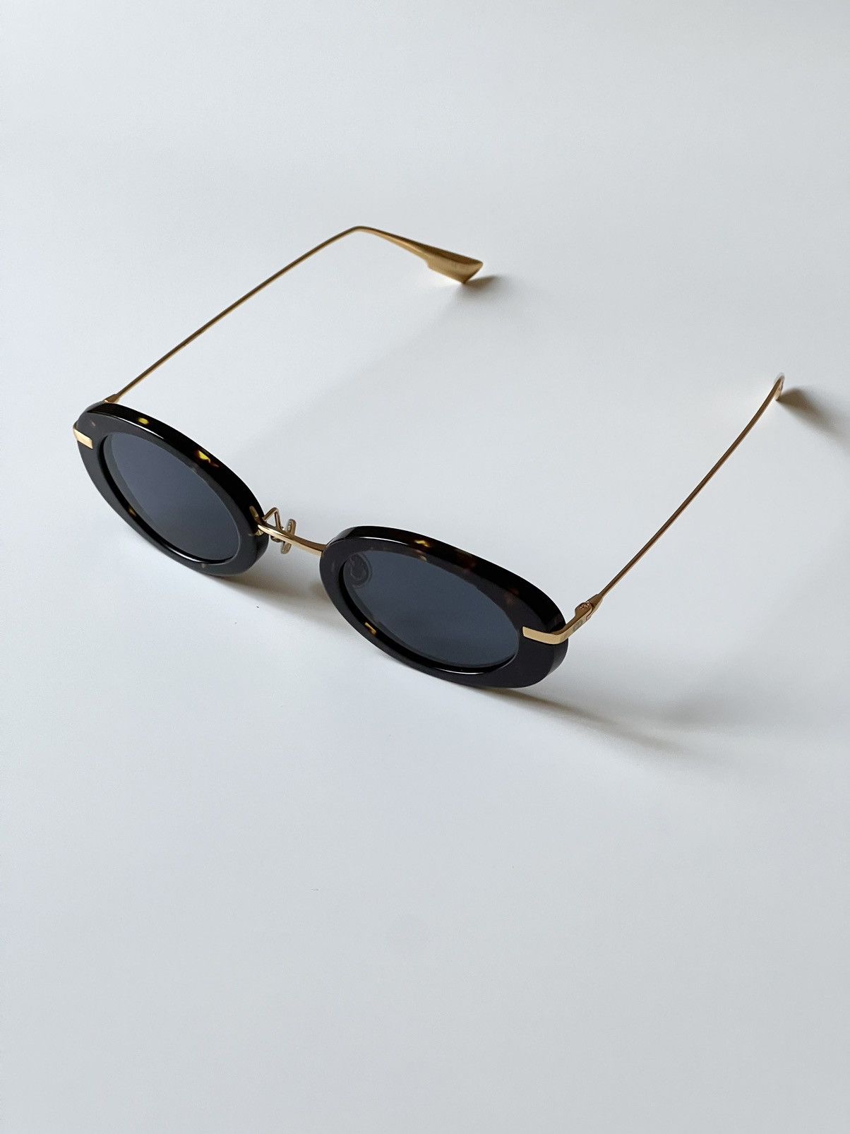 Dior Christian Dior Hypnotic 2 Oval Sunglasses Grailed