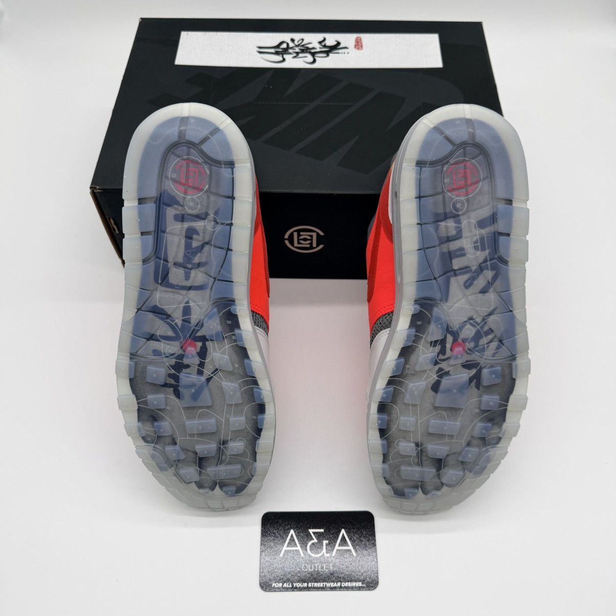 CLOT × Nike Nike Air Max 1 CLOT Kiss of Death Solar Red US 9.5 Brand New Size US 9.5 / EU 42-43 - 5 Thumbnail