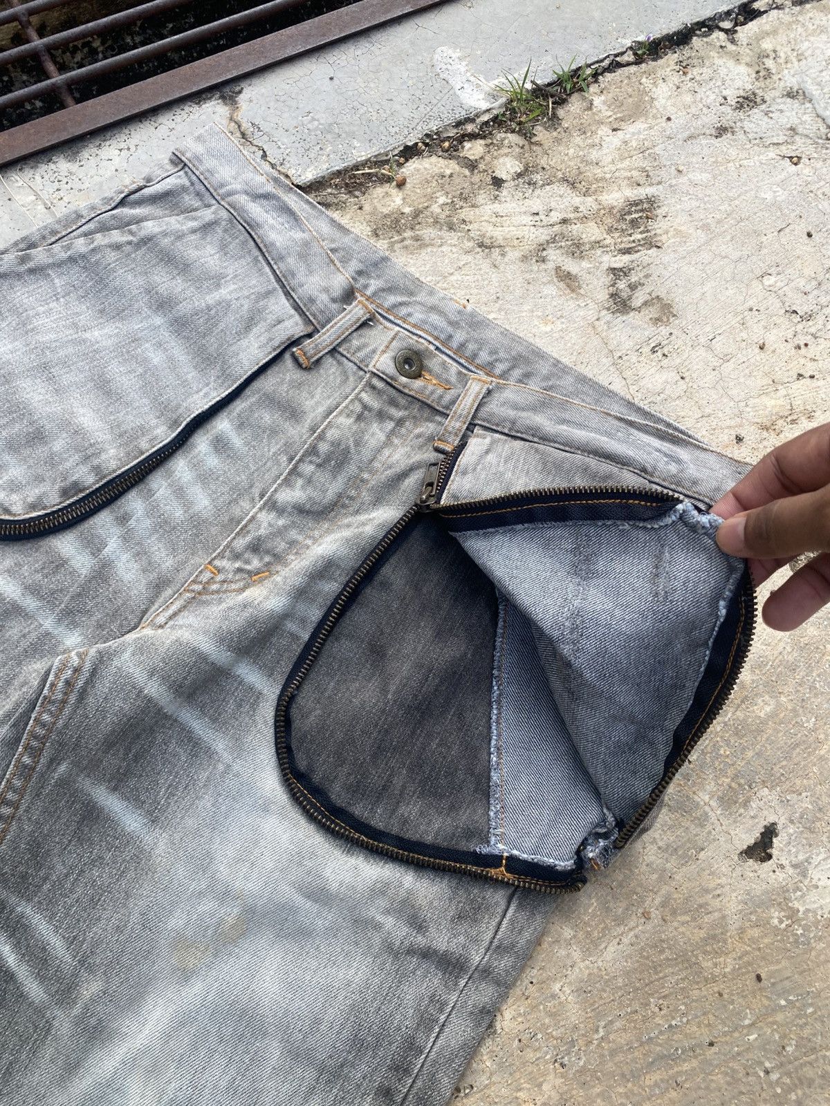 Japanese Brand Vintage L.Z.G Streetwear Grey Denim with Dual Zip Pockets Size US 32 / EU 48 - 5 Thumbnail