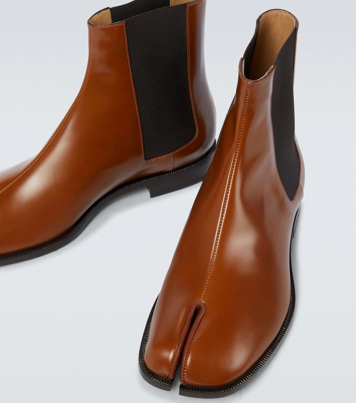 Maison Margiela o1w1db11225 Tabi Chelsea Boots in Brown Size US 8 / EU 41 - 3 Thumbnail