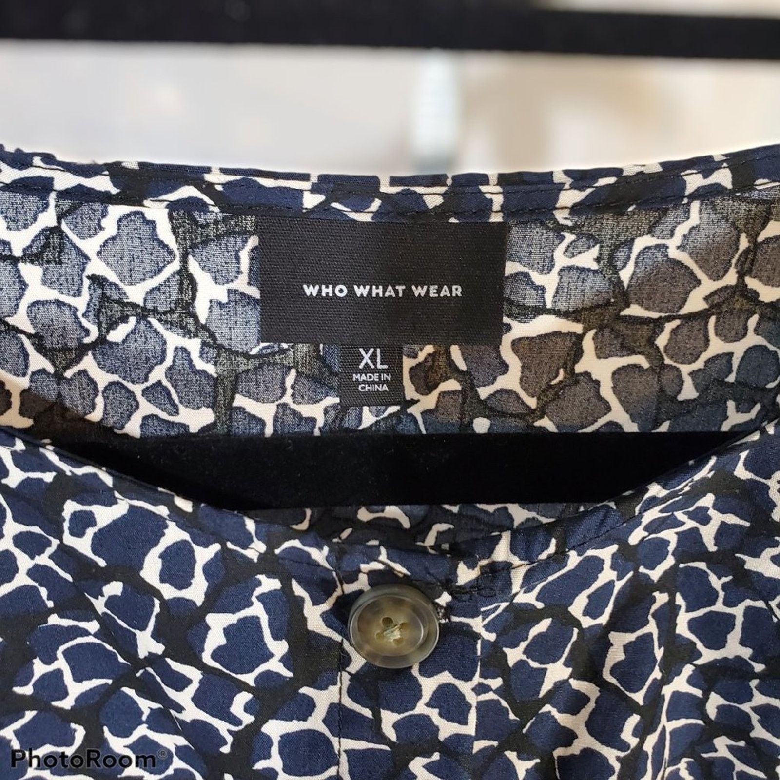 Other Who What Wear | Blue, Button Down, Giraffe Print Shirt | XL Size XL / US 12-14 / IT 48-50 - 3 Thumbnail