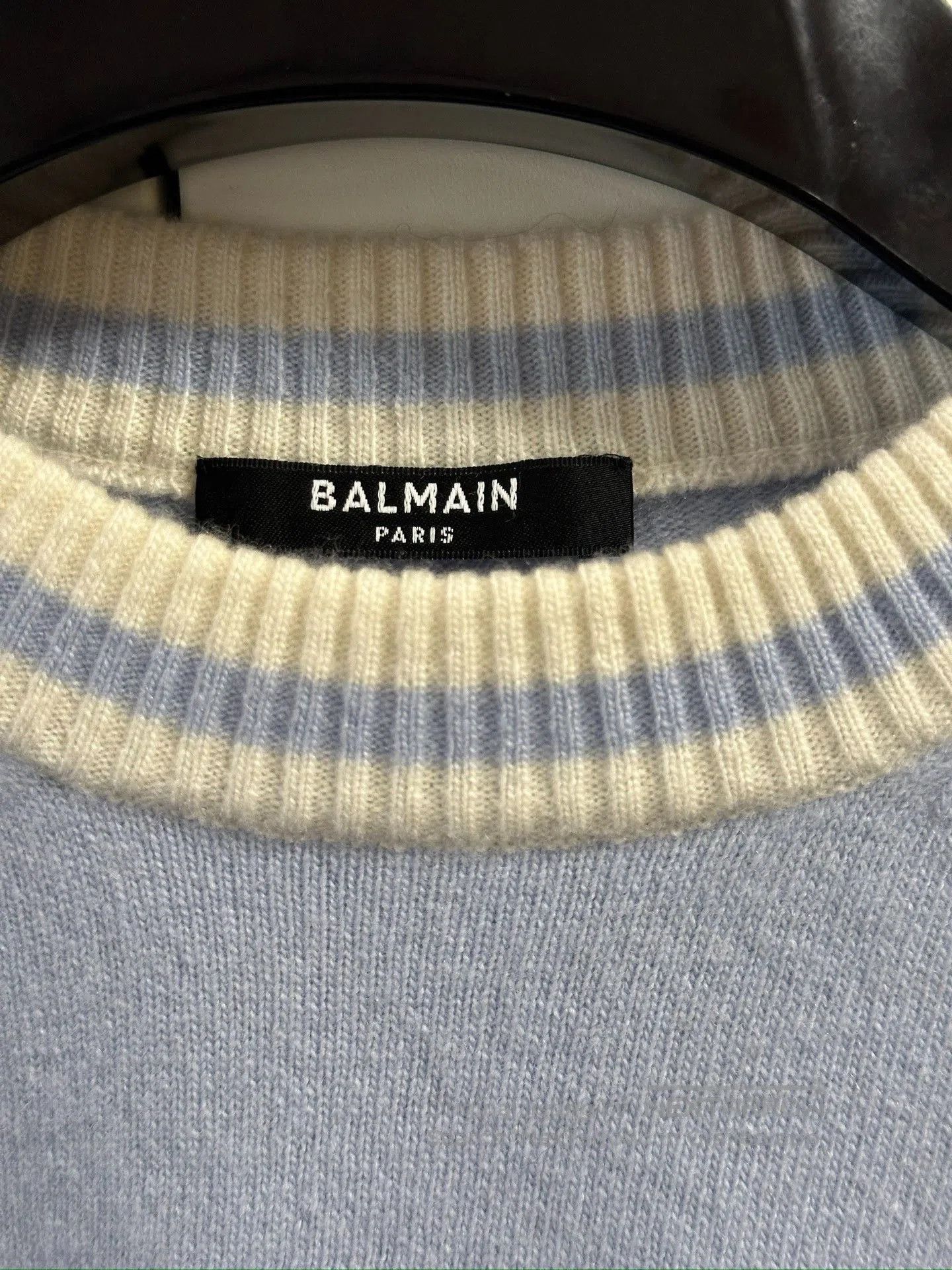 Balmain Balmain Women's Light Blue Logo Sweater. Size XS / US 0-2 / IT 36-38 - 6 Thumbnail