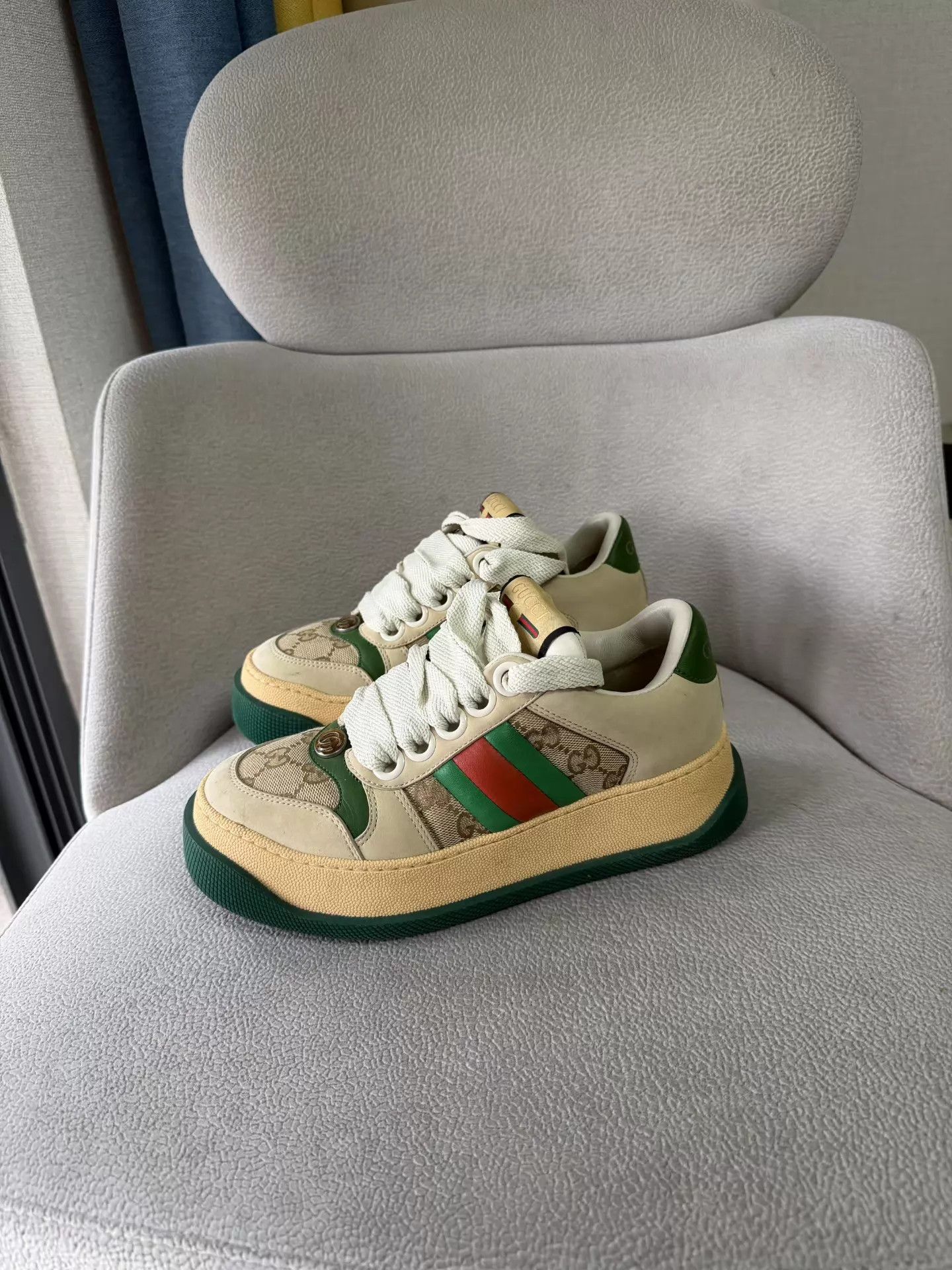 Gucci Gucci Screener Enamel Green EU 35 98 New Size US 4.5 / IT 34.5 - 1 Thumbnail
