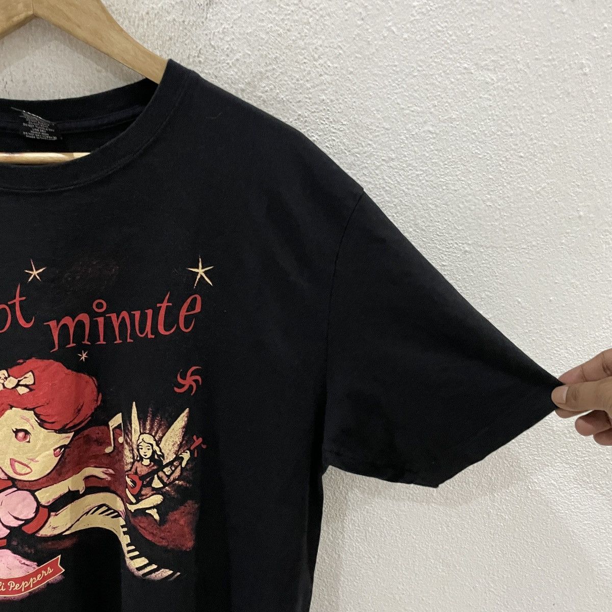 Band Tees Vintage Y2k Red Hot Chilli Papper One Hot Minutes Band Tee Size US L / EU 52-54 / 3 - 3 Thumbnail