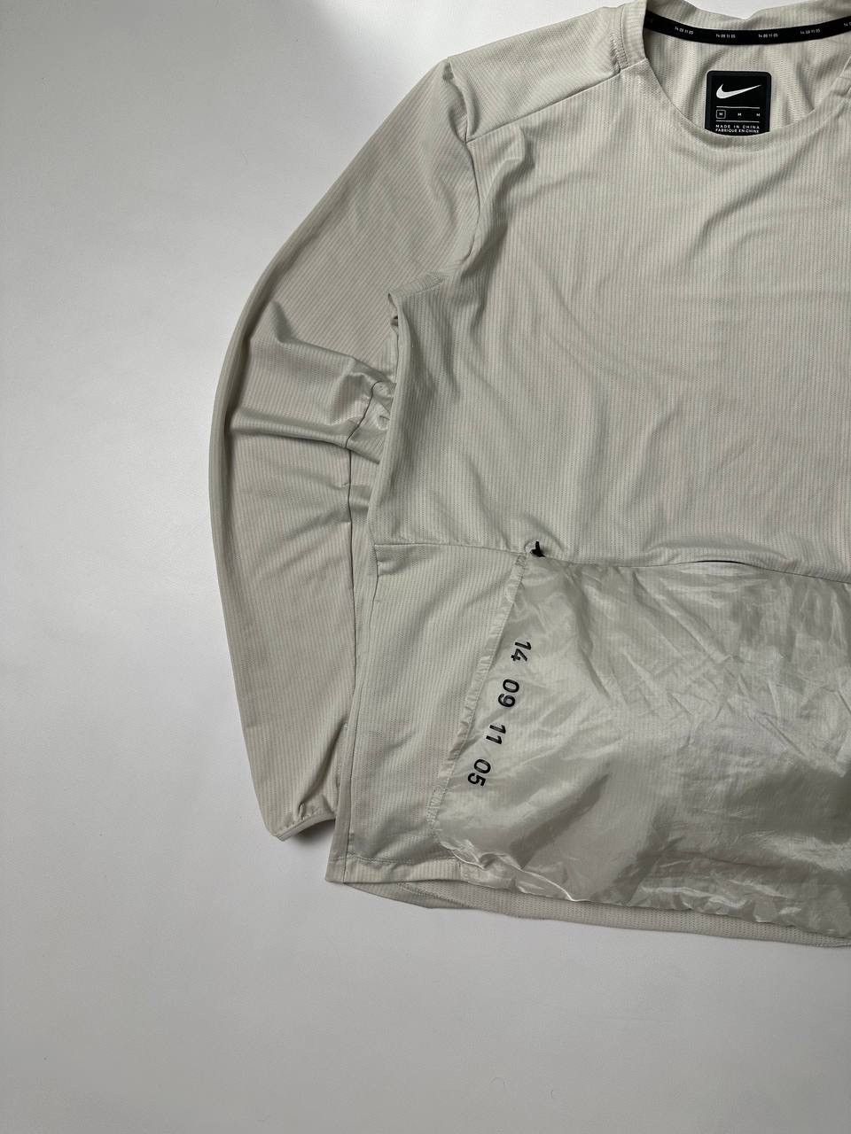 Nike 🔥Nike Tech Pack Top Running Ultralight 2in1 Hooded Jacket Size US M / EU 48-50 / 2 - 5 Thumbnail