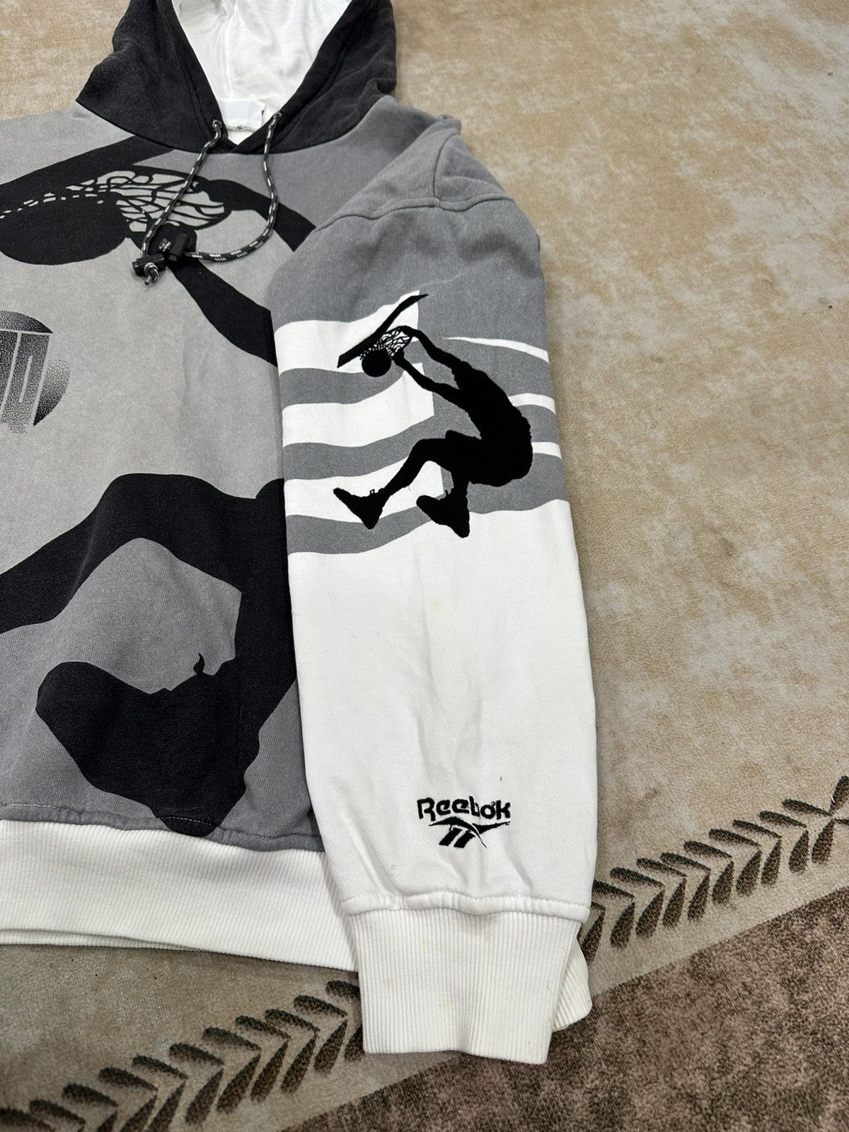 Reebok Vintage reebok Reebok Shaquille O'Neal hoodie. Size US XL / EU 56 / 4 - 9 Thumbnail