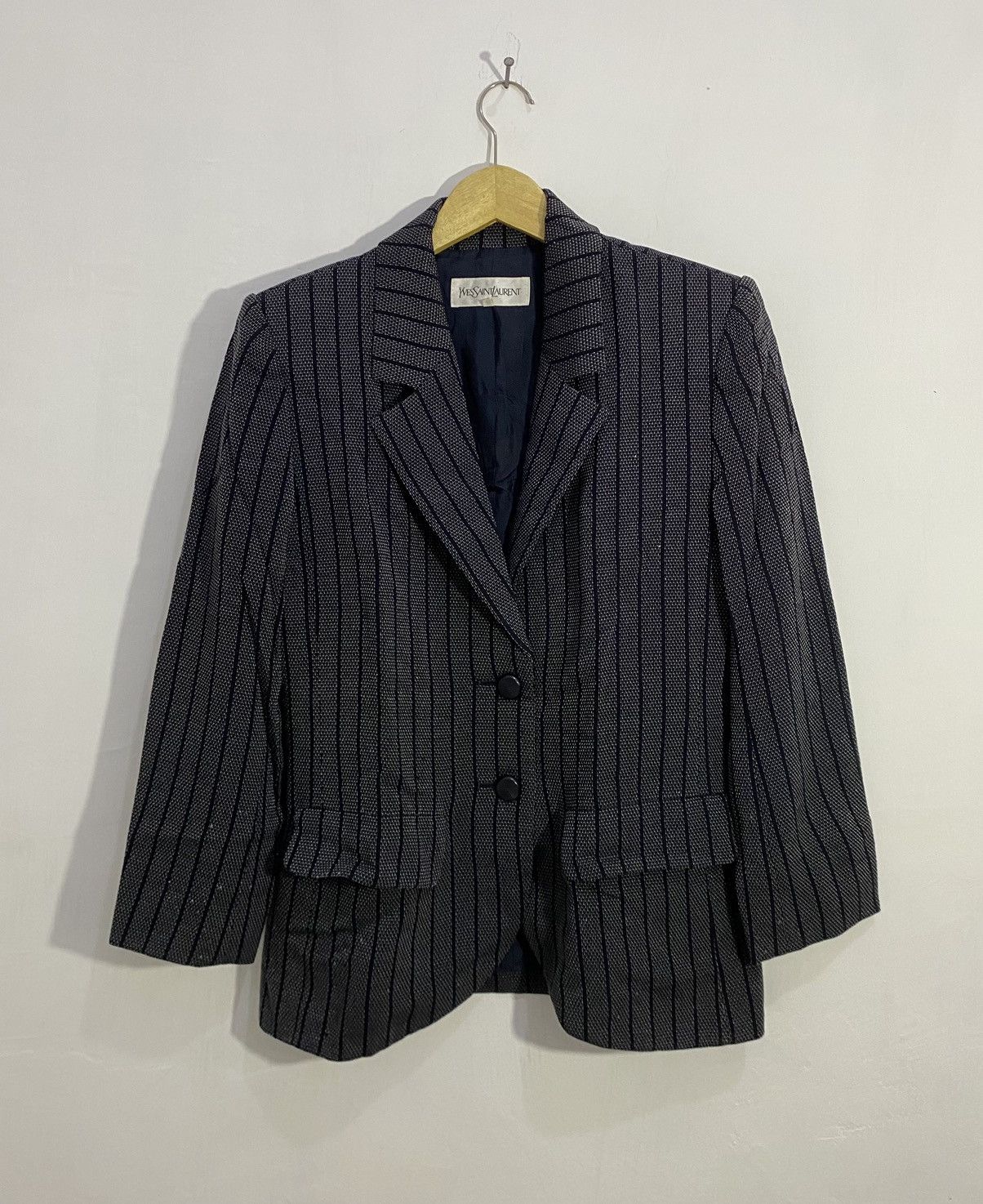 Saint Laurent Paris 💥Grey Stripe💥Yves Saint Laurent Blazer Size M / US 6-8 / IT 42-44 - 1 Thumbnail