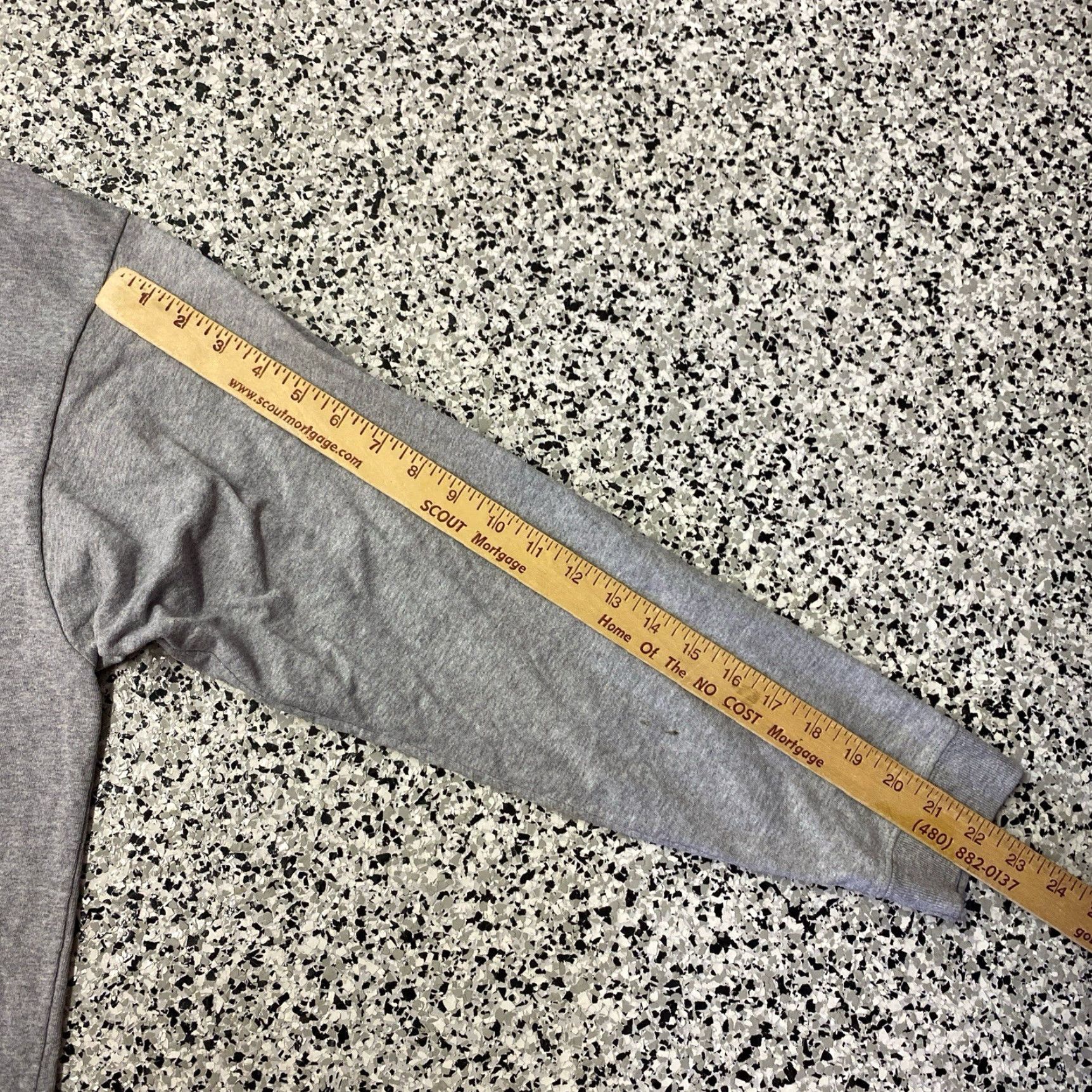 Carhartt VINTAGE Carhartt Mens XL Grey Pocket Long Sleeve T-Shirt Size US XL / EU 56 / 4 - 6 Thumbnail