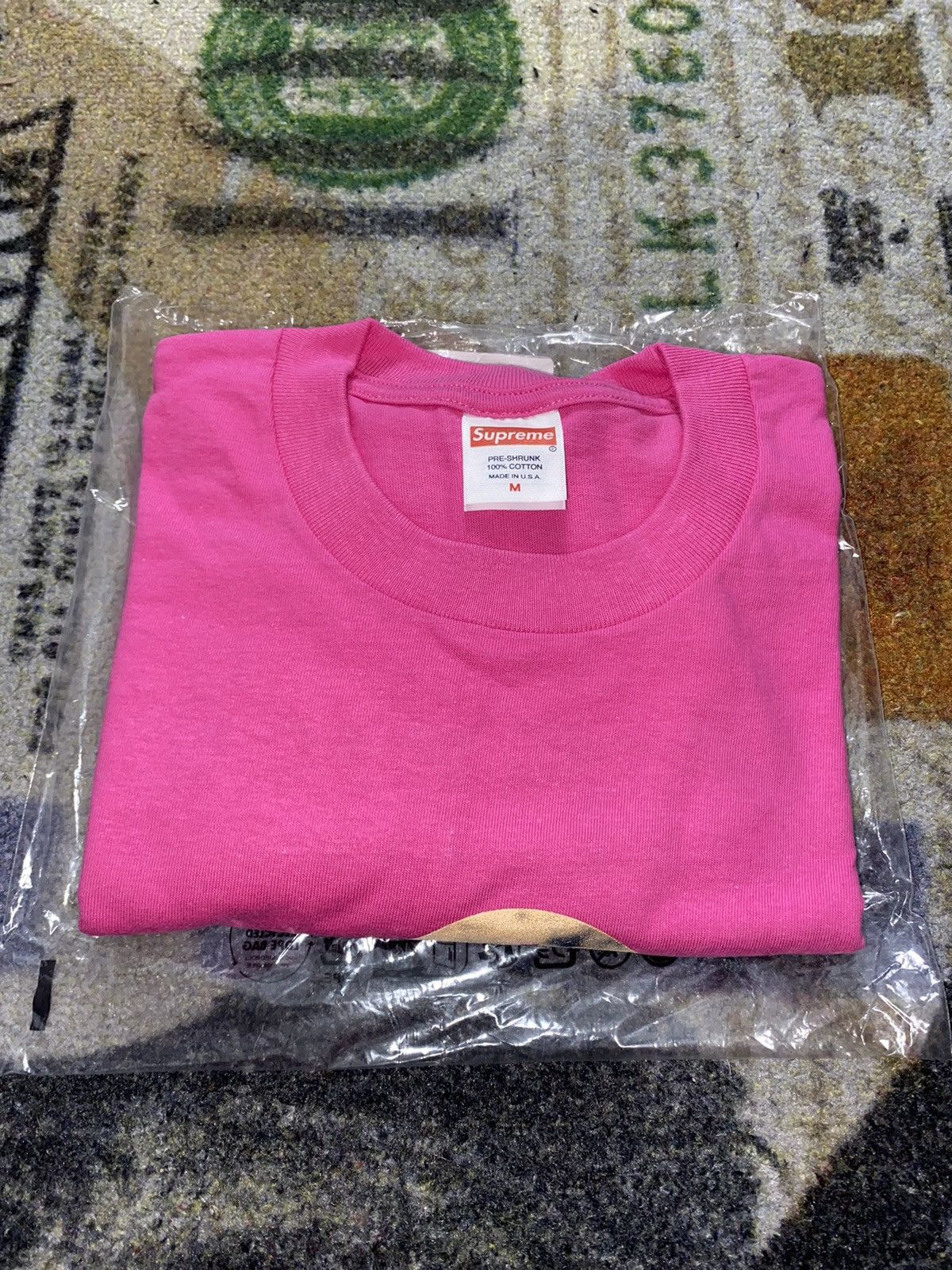 Supreme Supreme Miss Piggy Tee Size US M / EU 48-50 / 2 - 2 Thumbnail