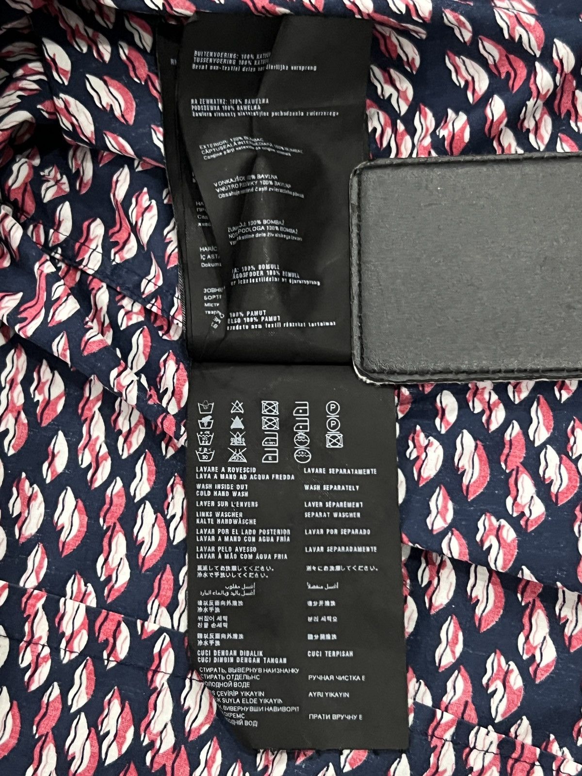 Prada Prada 2015 All-Over Lip Print Shirt Size US XS / EU 42 / 0 - 20 Thumbnail