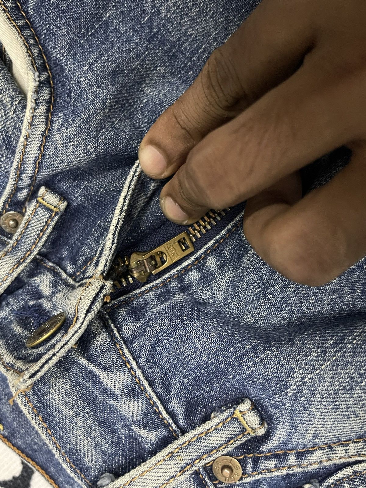 Levi's Vintage Clothing 90s LEVIS 503 J22 DISTRESSED DENIM FADED DESIGN Size US 28 / EU 44 - 9 Thumbnail