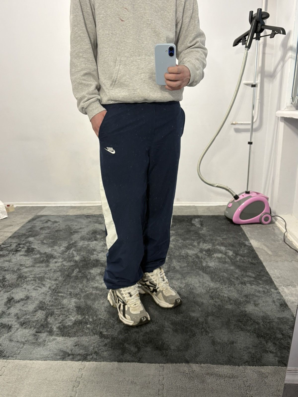 Nike Vintage Nike Y2K Track Nylon Pants Size US 30 / EU 46 - 5 Thumbnail