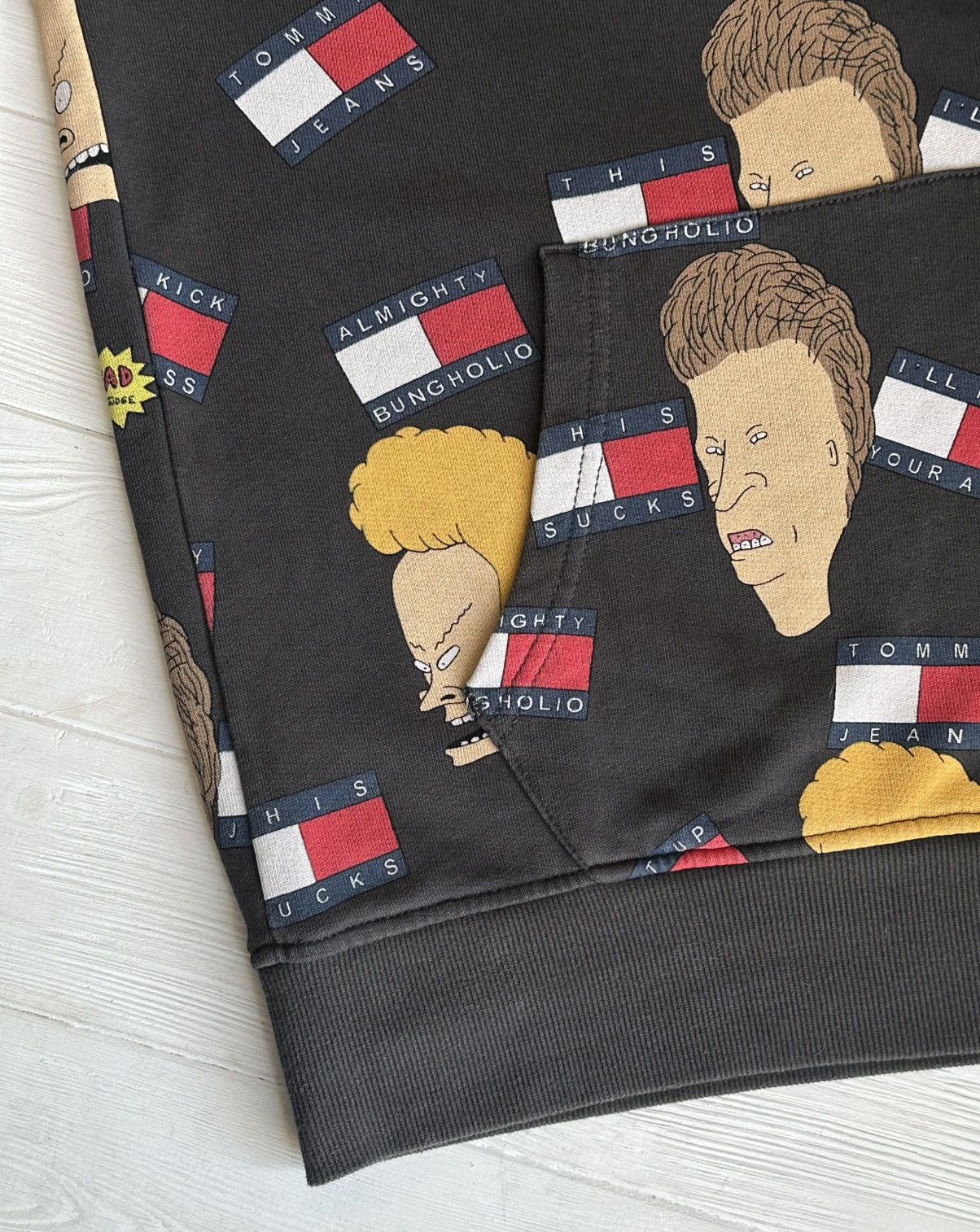 Tommy Hilfiger Tommy Hilfiger x Beavis & Butthead Hoodie Size S Rare Size US S / EU 44-46 / 1 - 6 Thumbnail