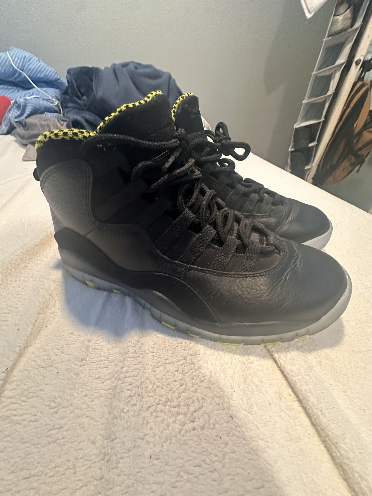 Nike Jordan retro 10 venoms Size US 8.5 / EU 41-42 - 1 Preview