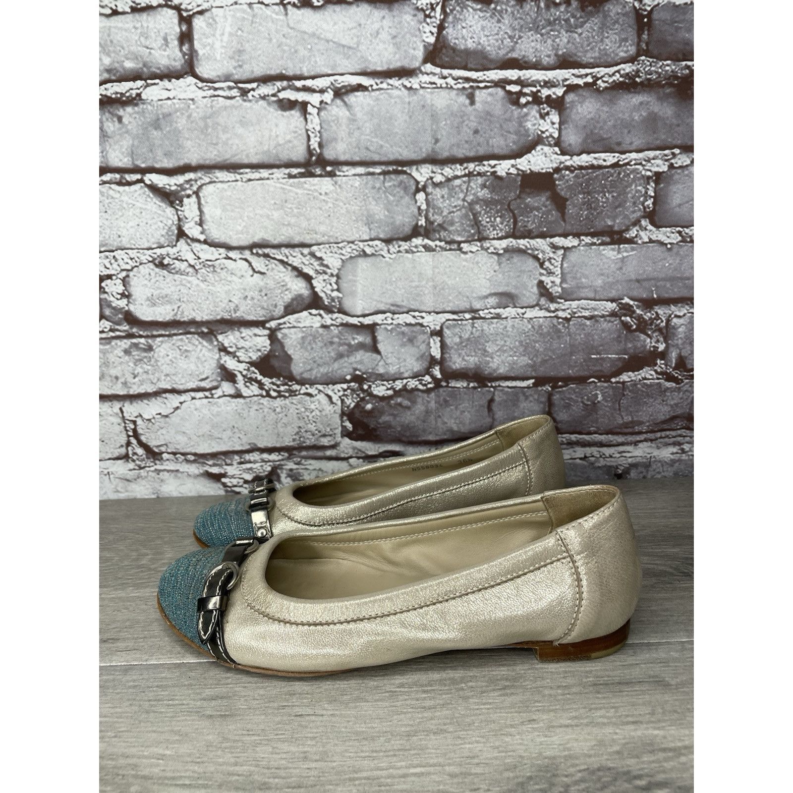 AGLINI AGL Metallic Gold Shimmer Leather Blue Cap Toe Ballet Flats Size US 6 / IT 36 - 14 Thumbnail