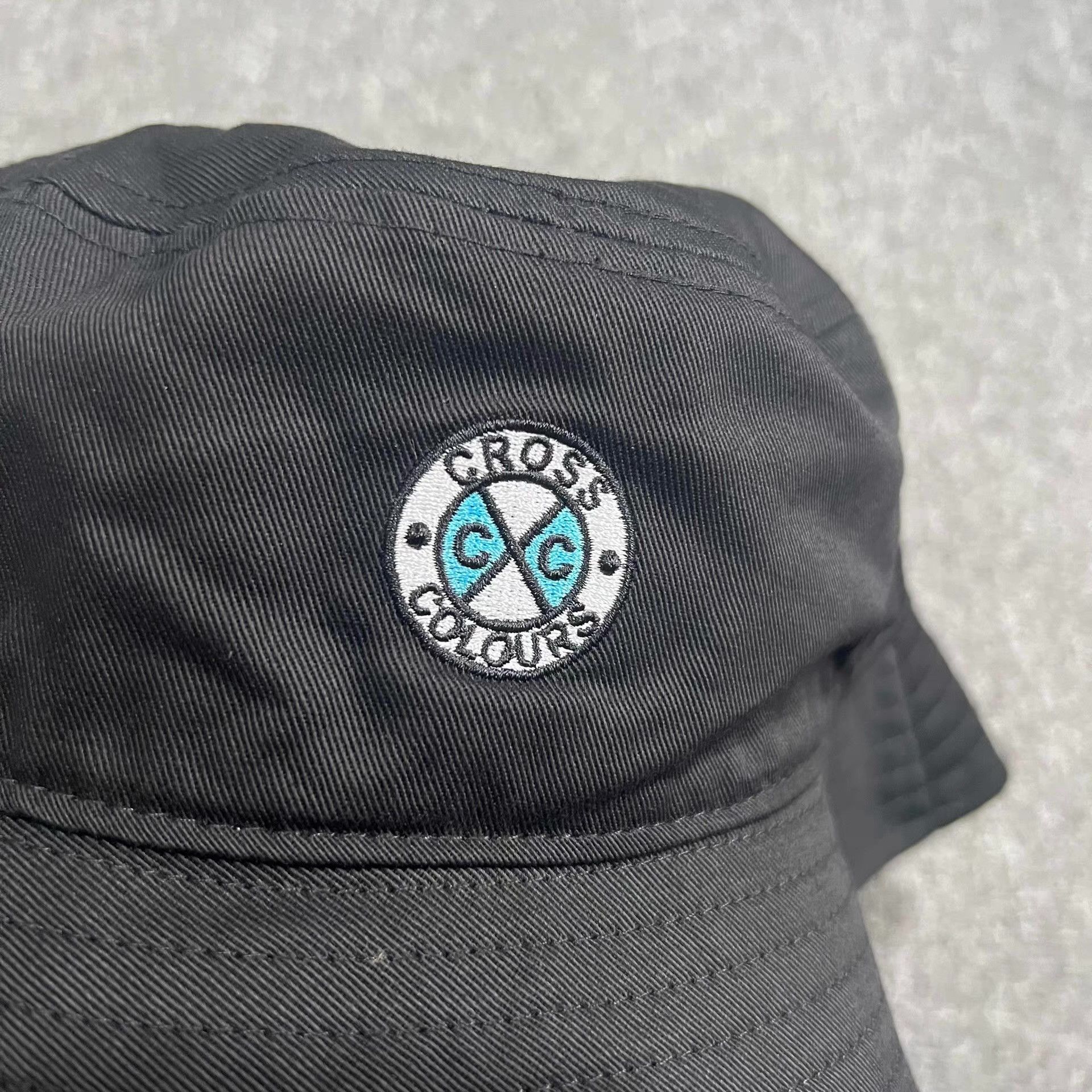 Cross Colours Cross Colours 30th Anniversary Commemorative Bucket Hat Q7 Size ONE SIZE - 3 Thumbnail