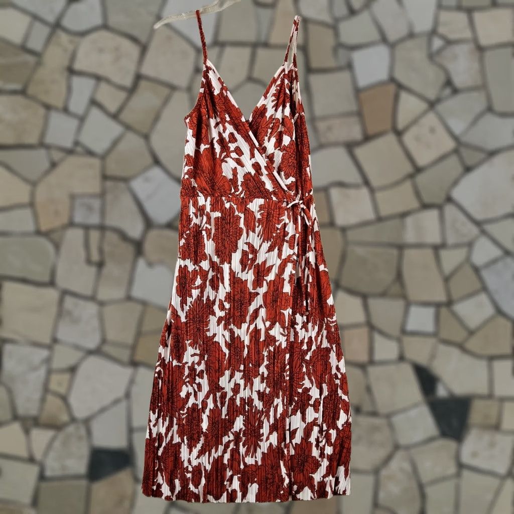 H&M H&M Women's Sundress Sleeveless Floral Pleated Midi Dress S Multicolor Womens Size S / US 4 / IT 40 - 1 Thumbnail
