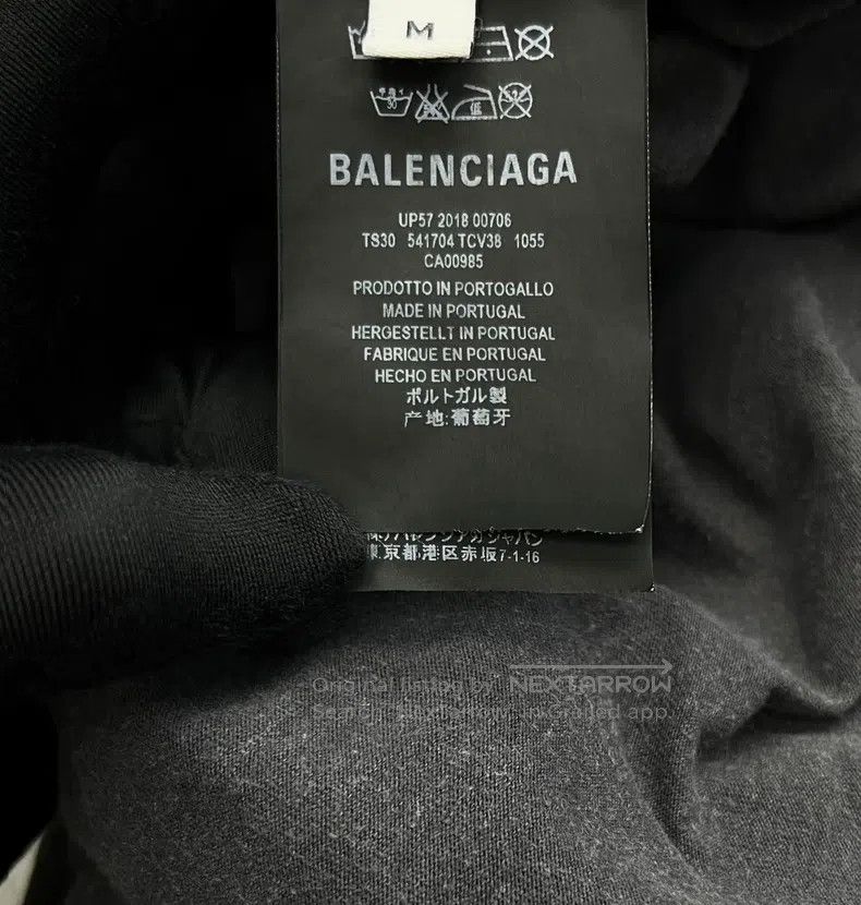 Balenciaga Balenciaga Washed Destroyed Band Portrait Letter Logo Shor Size US M / EU 48-50 / 2 - 4 Thumbnail