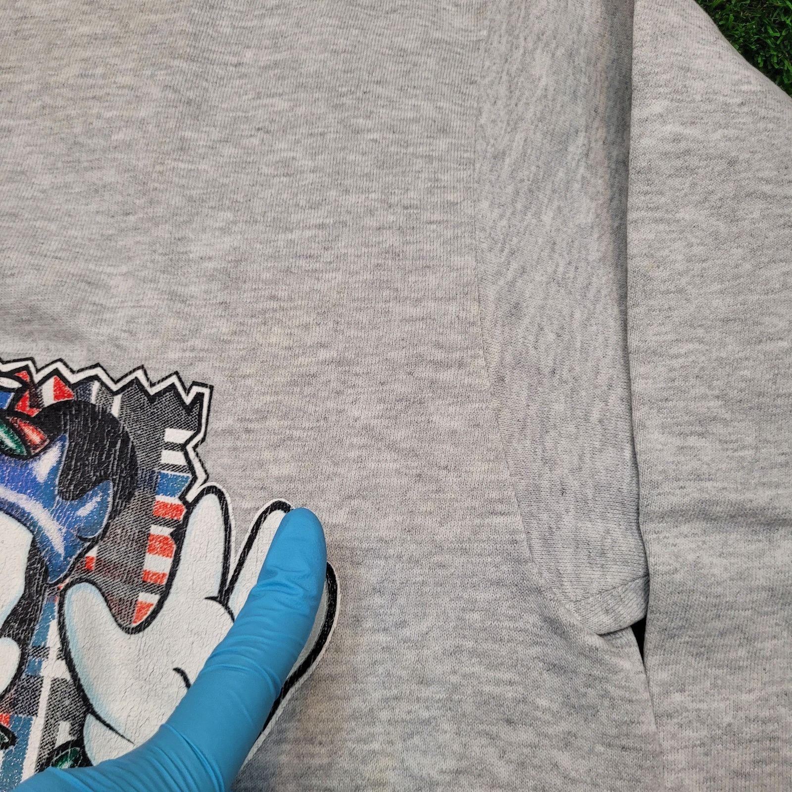 Mickey Unlimited VTG Mickey Unlimited Sweatshirt Boxy Crop Fit Disney L 90s Size US L / EU 52-54 / 3 - 3 Thumbnail