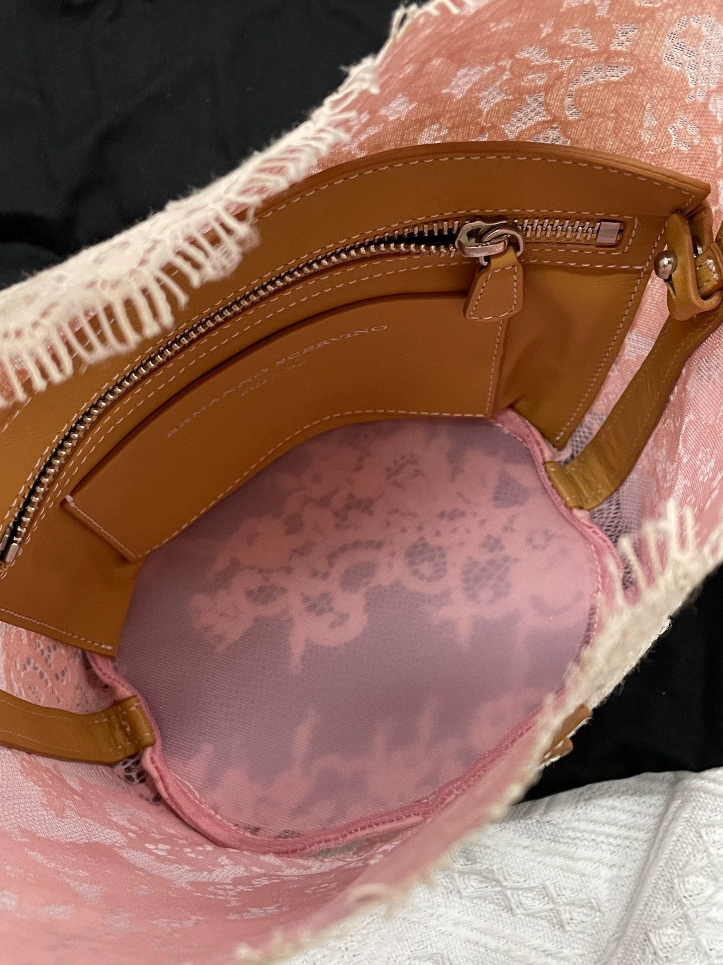 Ermanno Scervino ES Pastel Pink Chantilly Lace Bucket Bag Unused Dust Bag Size ONE SIZE - 5 Thumbnail