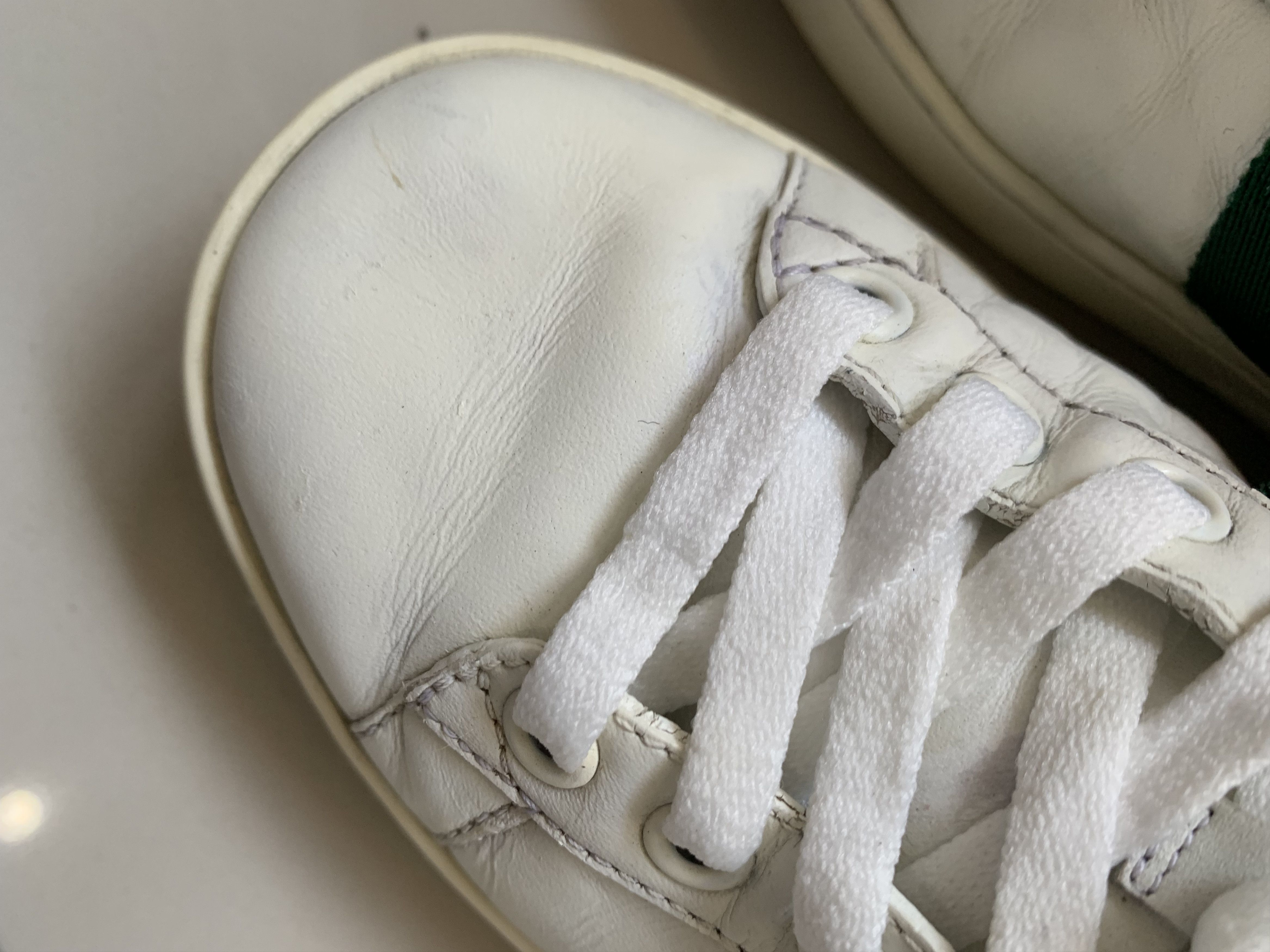 Gucci Gucci White Leather Pearl Studded Ace Low Sneakers EU 35 Size US 5 / IT 35 - 13 Thumbnail