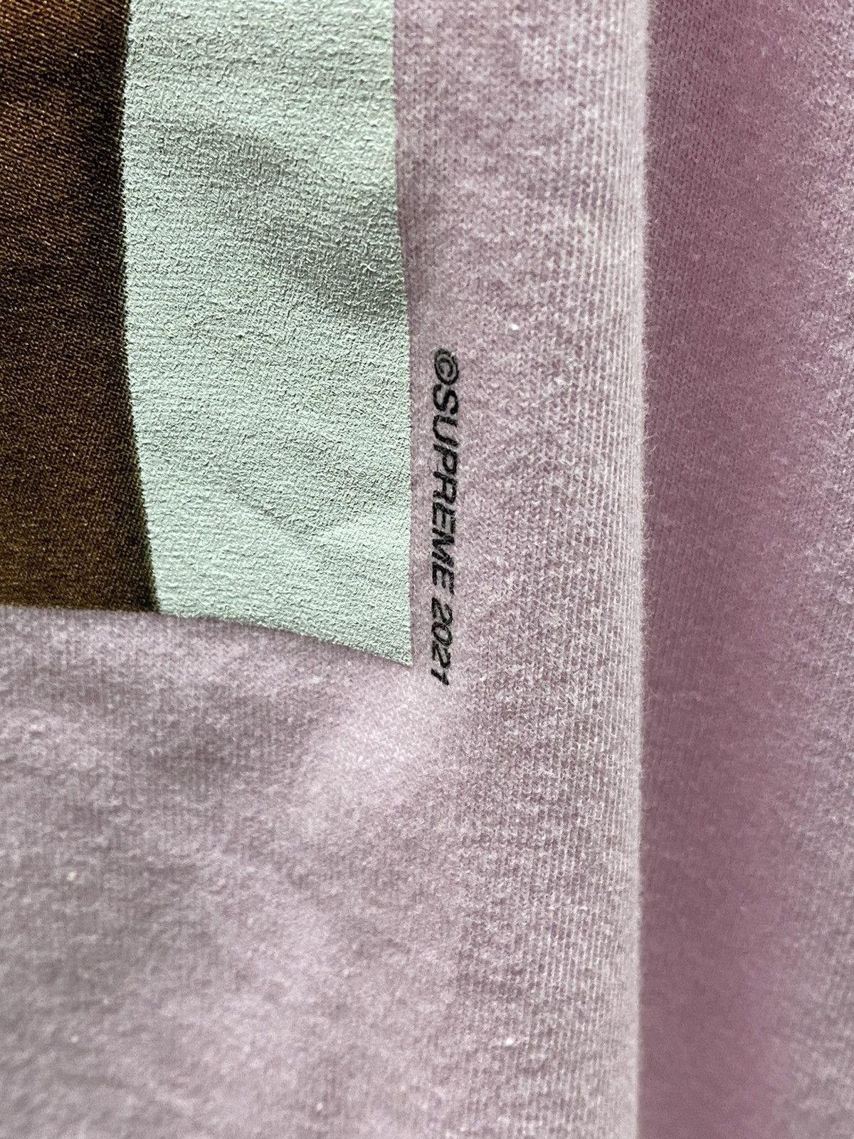 Supreme Supreme Water pistol tee SS21 Size US L / EU 52-54 / 3 - 3 Thumbnail