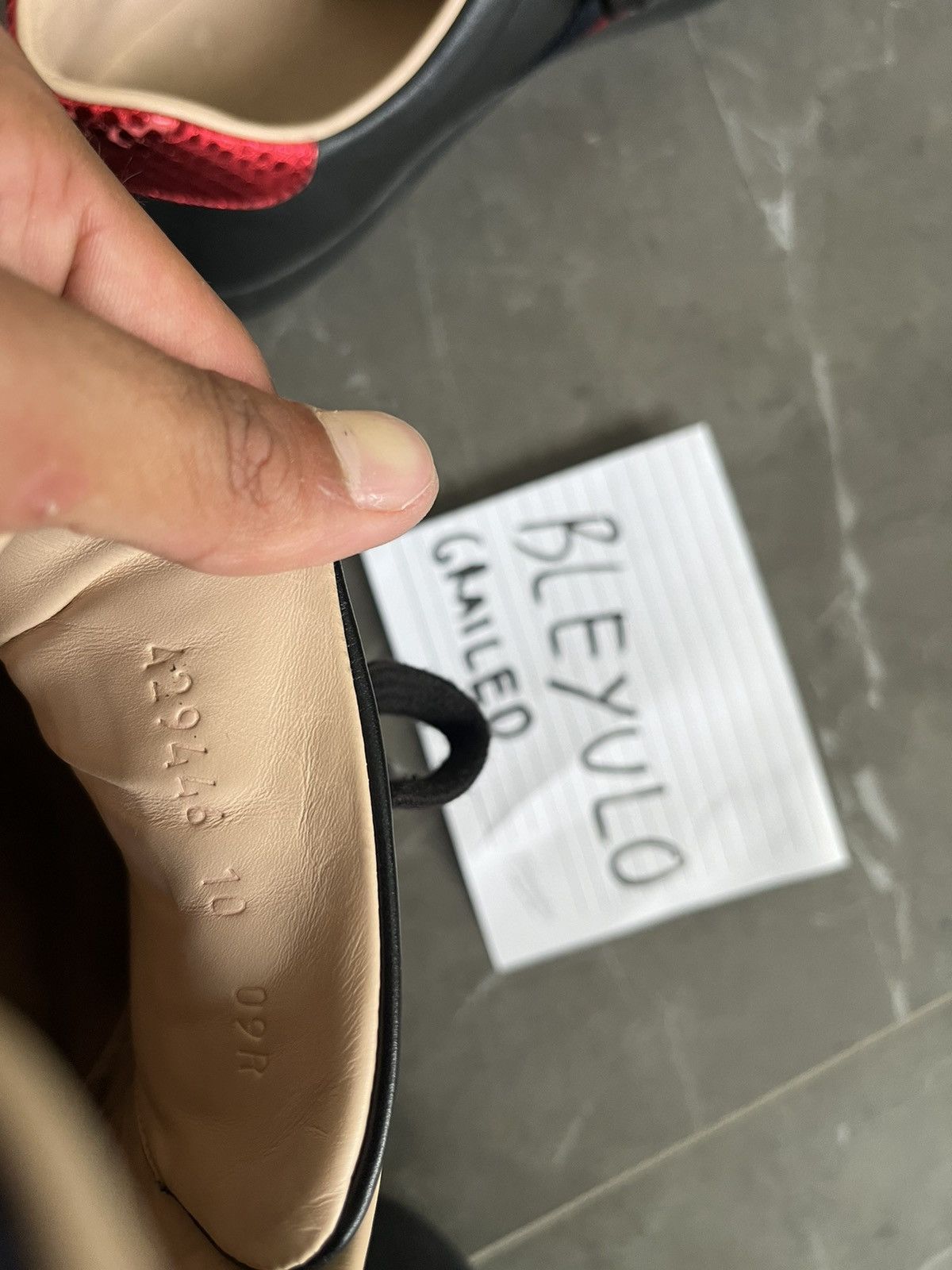 Gucci GUCCI MEN'S ACE TRAINER WITH EMBROIDERY Size US 10 / EU 43 - 13 Thumbnail