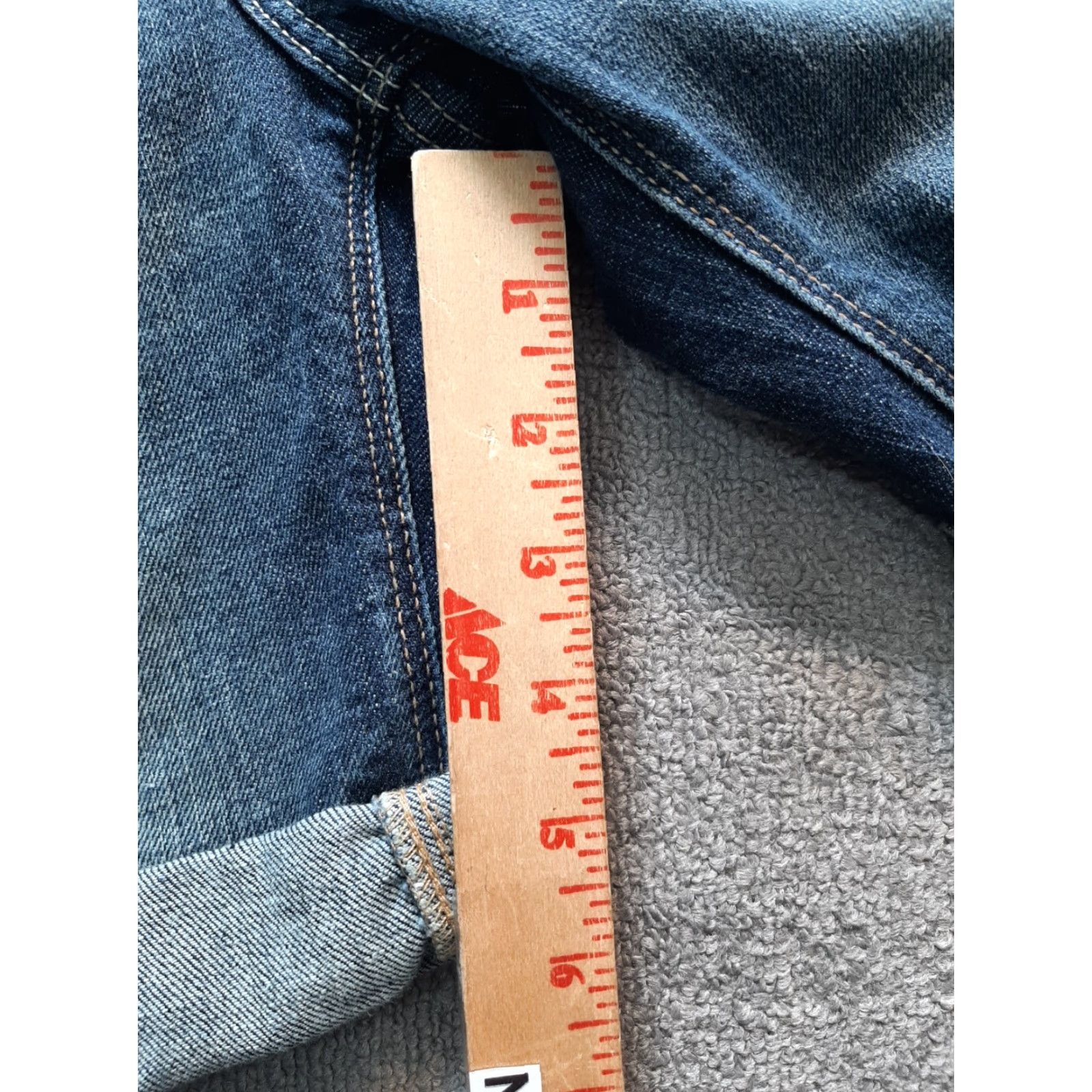 Abercrombie & Fitch Womens sz 2 Abercrombie & Fitch Denim Shorts blue cuffed Size 26" / US 2 / IT 38 - 5 Thumbnail