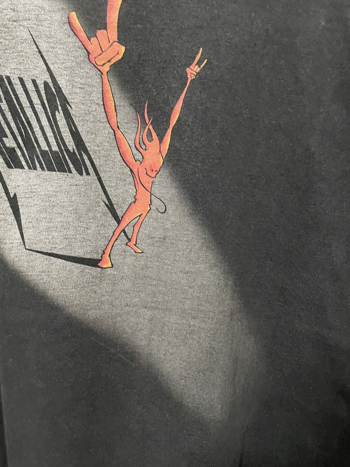 Band Tees Vintage 2003 Metallica Devil Horns Shadow Tee Rock T Shirt Size US L / EU 52-54 / 3 - 8 Thumbnail