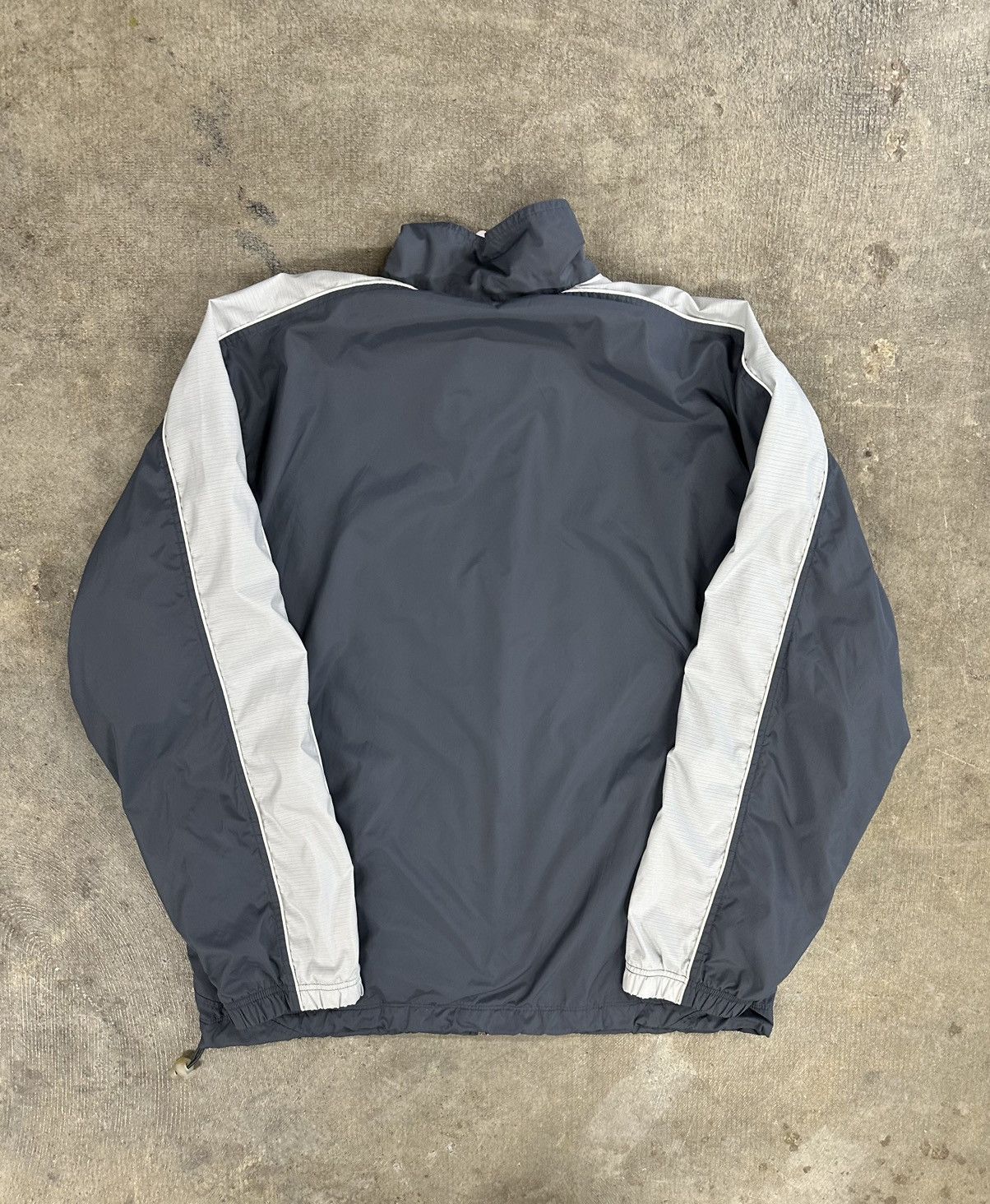 Nike × Vintage Vintage Y2K 00s Nike Silver Zip Up Windbreaker Size US L / EU 52-54 / 3 - 2 Thumbnail