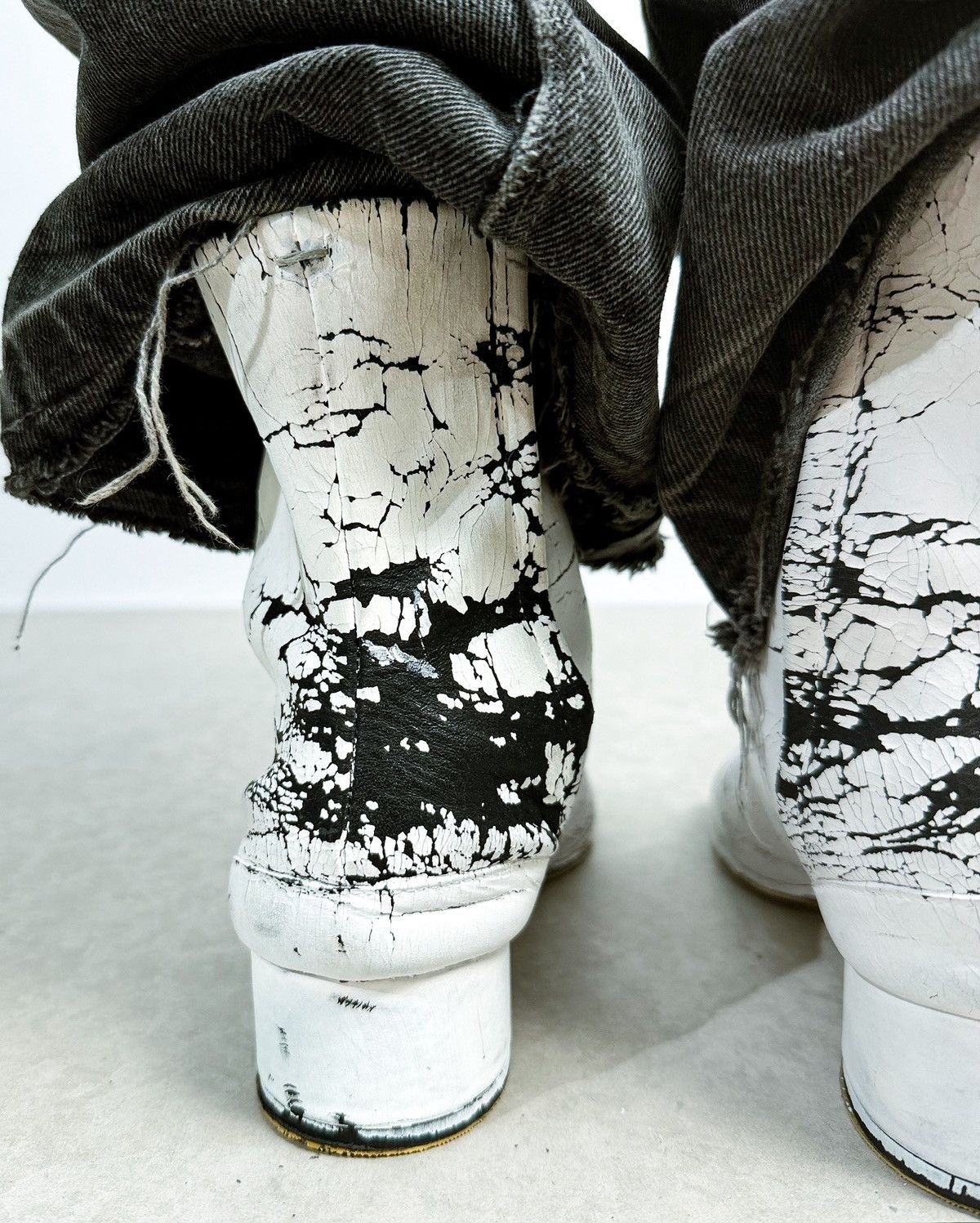 Maison Margiela Maison Margiela Painted Tabi 3cm Ankle Boots Size US 7 / EU 40 - 4 Thumbnail