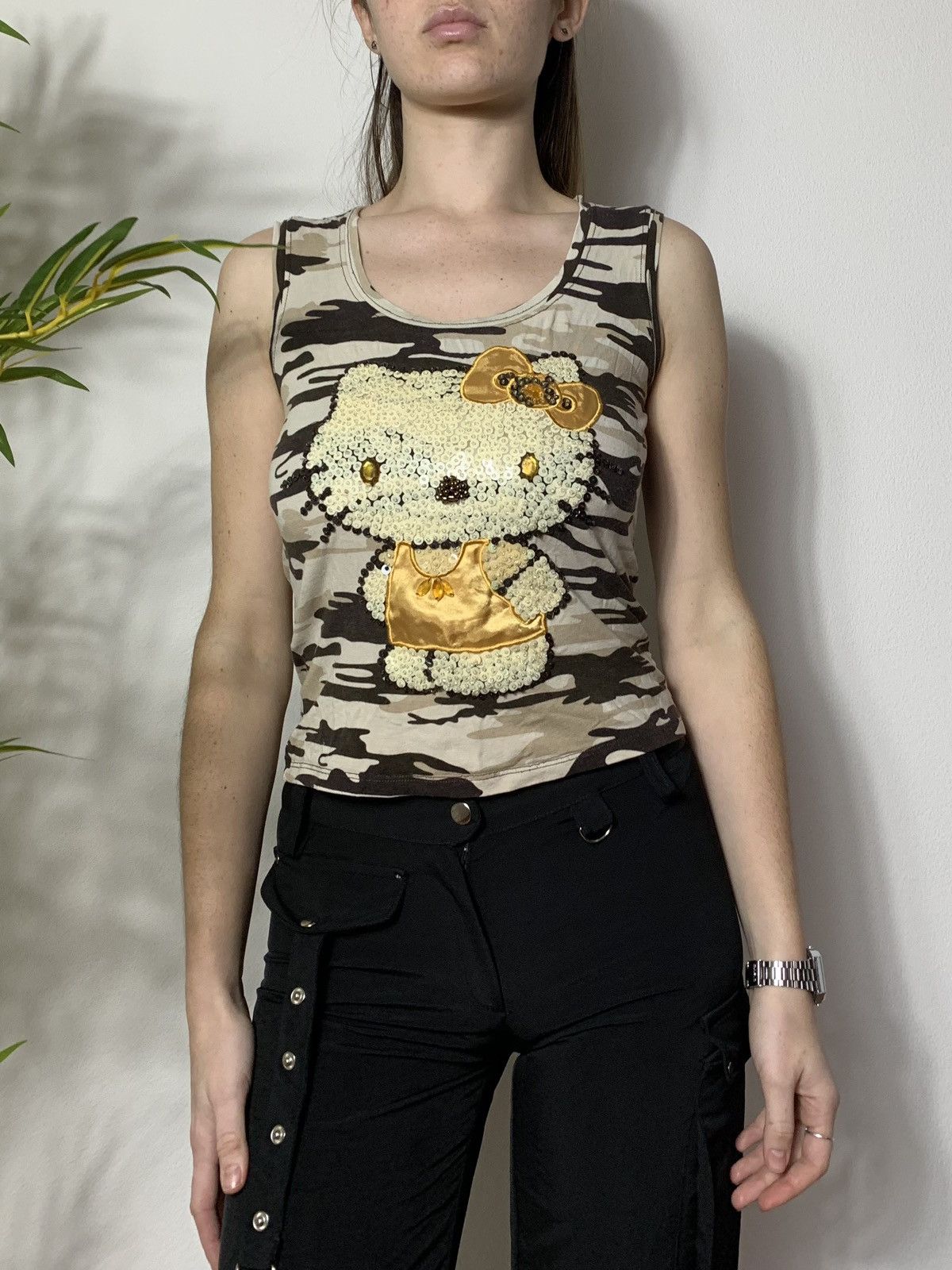 Iceberg VINTAGE ICEBERG HELLO KITTY CAMO TANK TOP Size S / US 4 / IT 40 - 3 Thumbnail