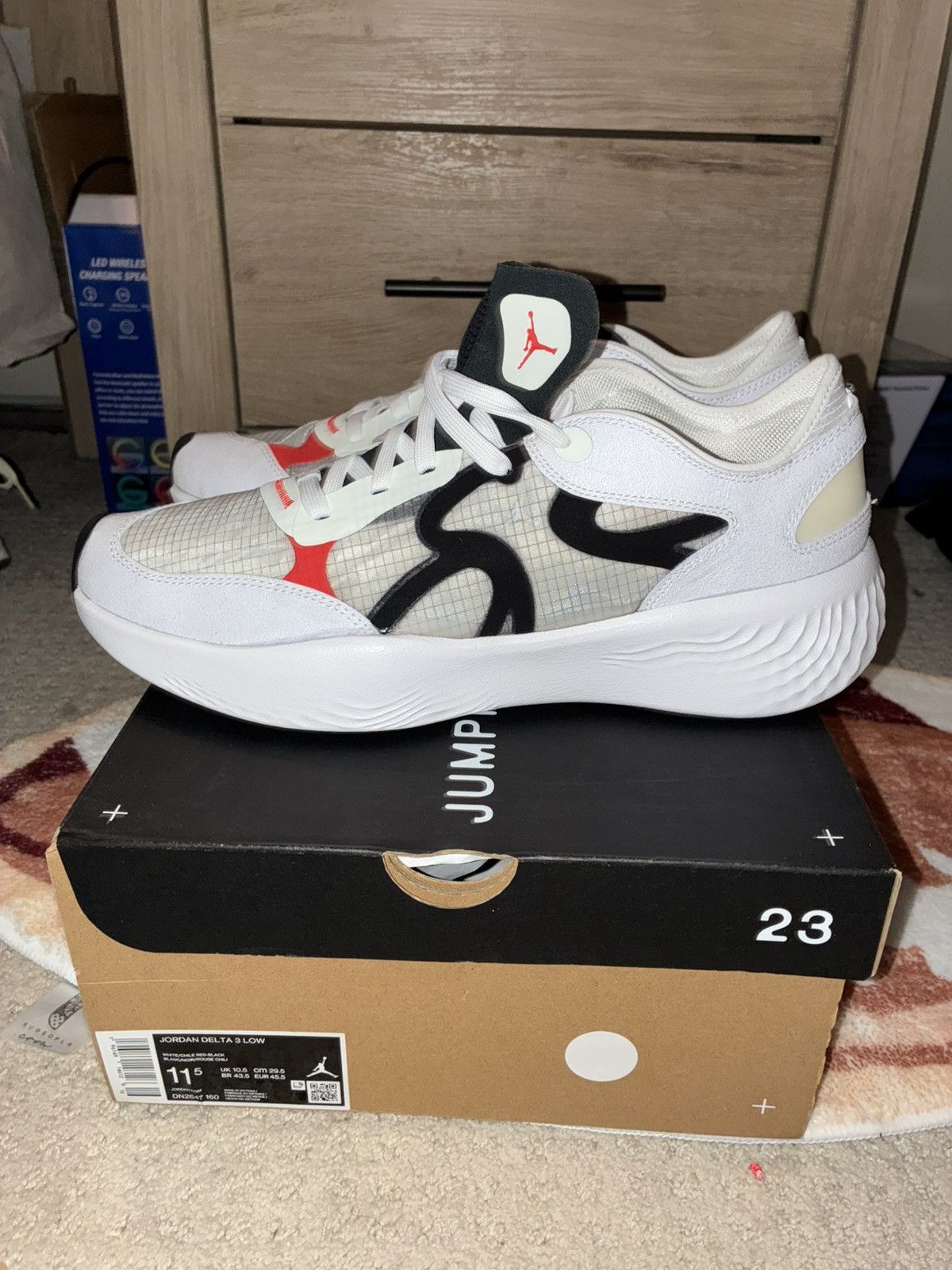 Jordan Brand Jordan Delta 3 Size US 11.5 / EU 44-45 - 2 Thumbnail