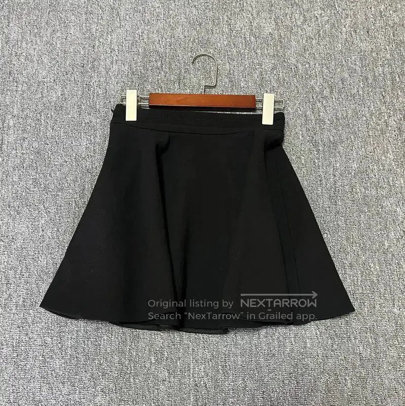Miu Miu Black Wool Summer Skirt for Women .