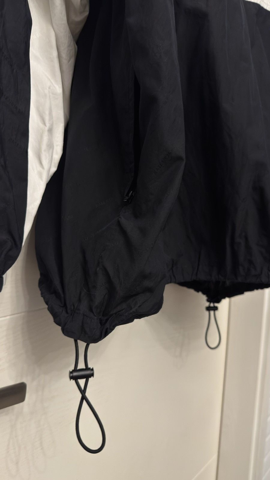 Balenciaga Balenciaga zip up track jacket size 50 Size US L / EU 52-54 / 3 - 12 Thumbnail
