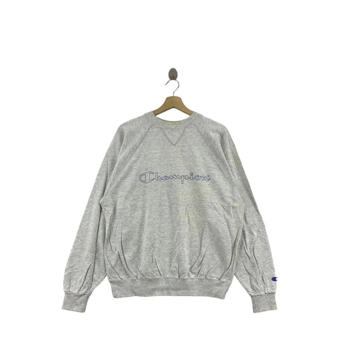 Champion Vintage 90’ CHAMPION USA Center Logo Reverse Weave Size L / US 10 / IT 46 - 1 Thumbnail