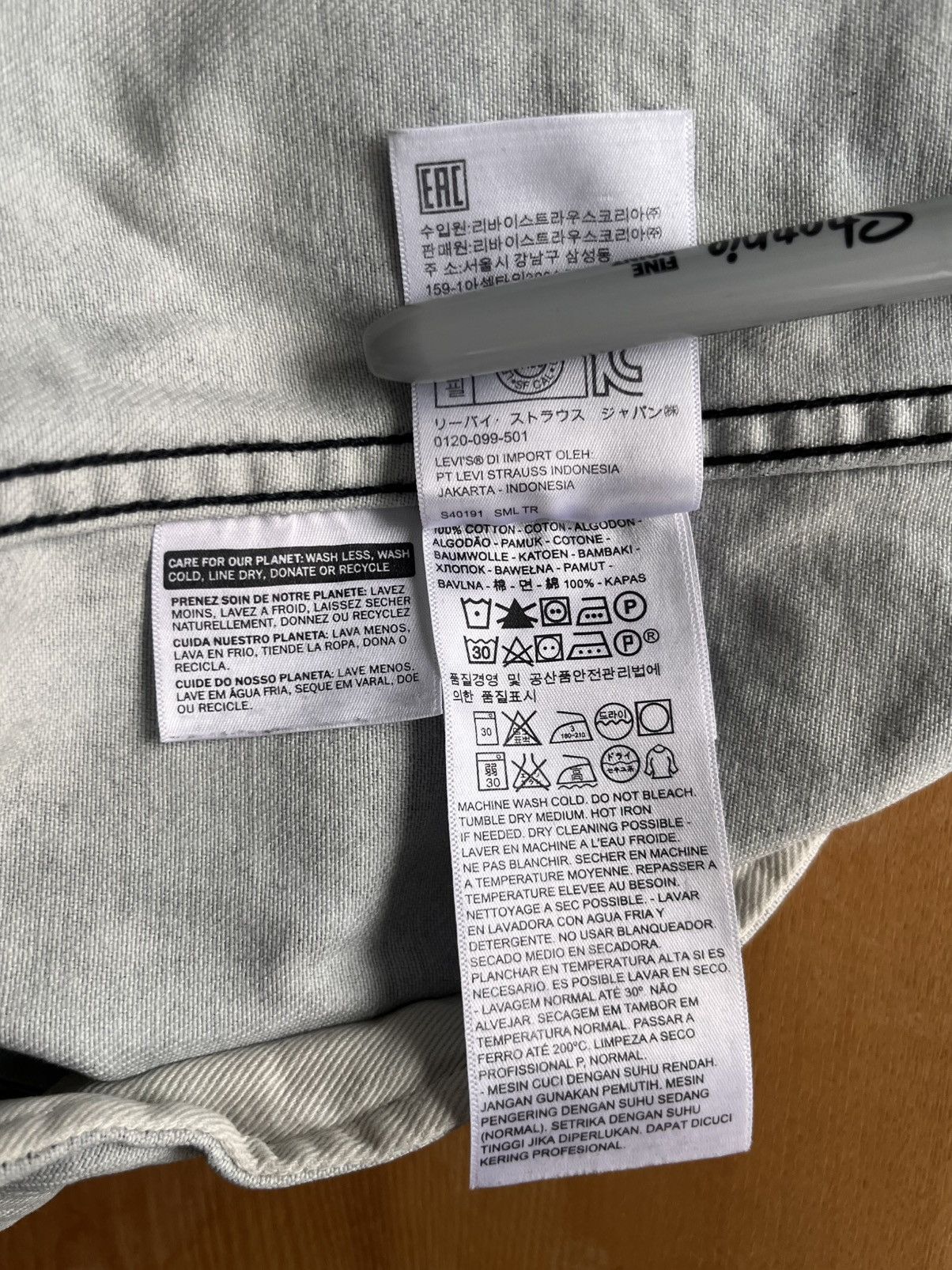 Levi's × Supreme Supreme / Levi’s - Roses Trucker Jacket (SS16) Size US L / EU 52-54 / 3 - 7 Thumbnail
