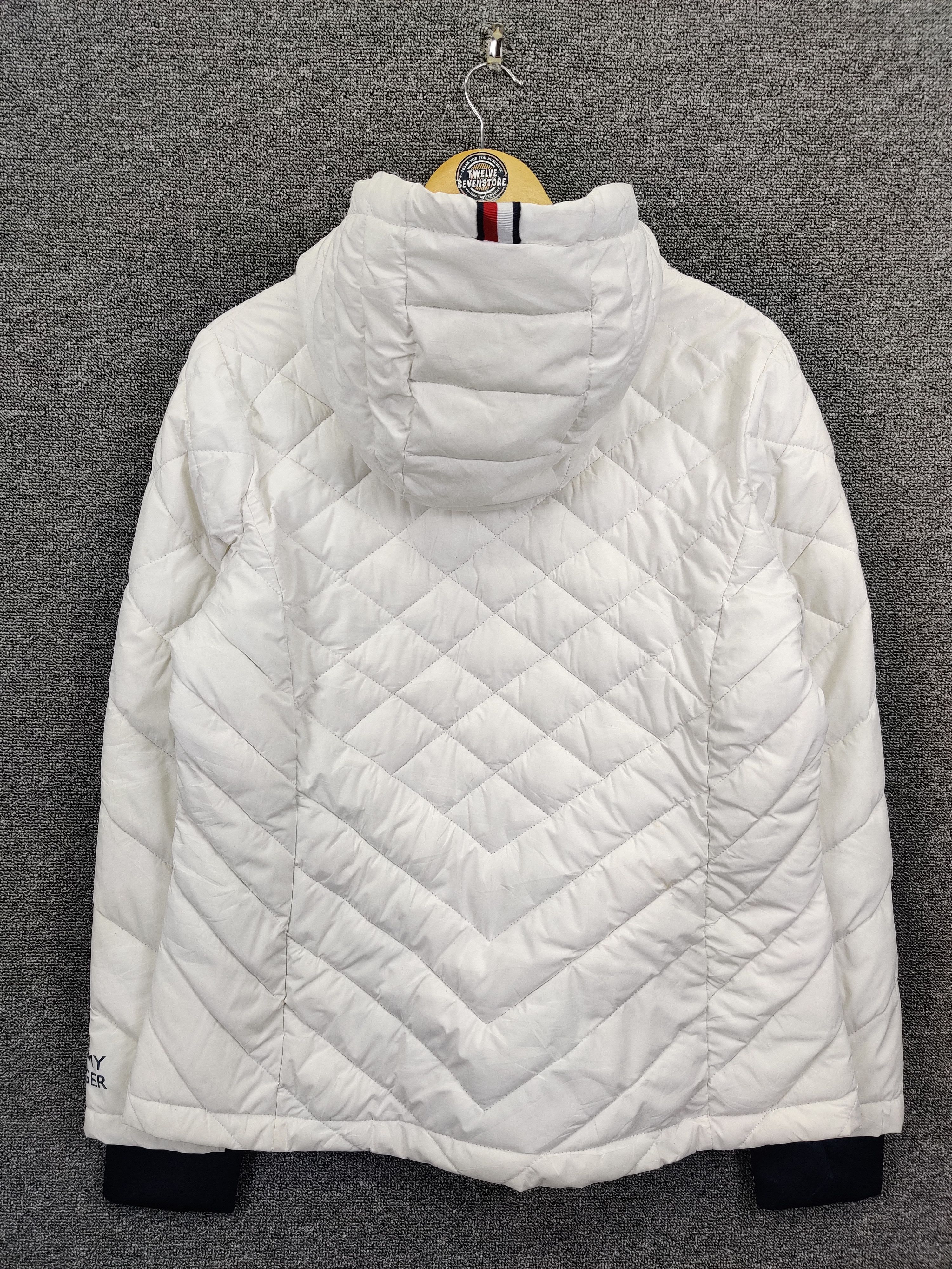 Tommy Hilfiger Tommy Hilfiger Down Puffer Jacket Size US L / EU 52-54 / 3 - 6 Thumbnail
