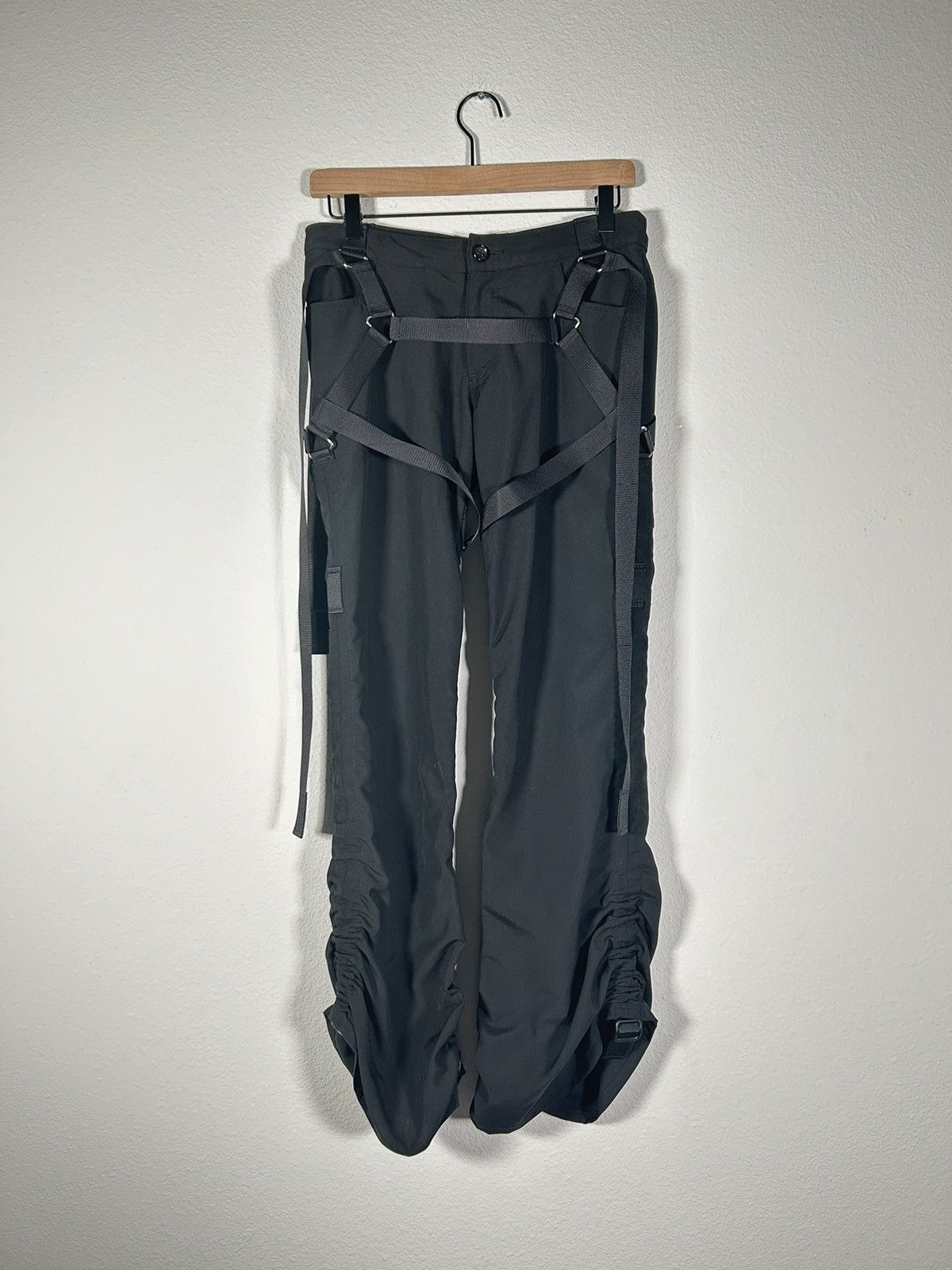 Junya Watanabe 2002 Runway Parachute Bondage Pants Size 27" / US 4 / IT 40 - 1 Thumbnail