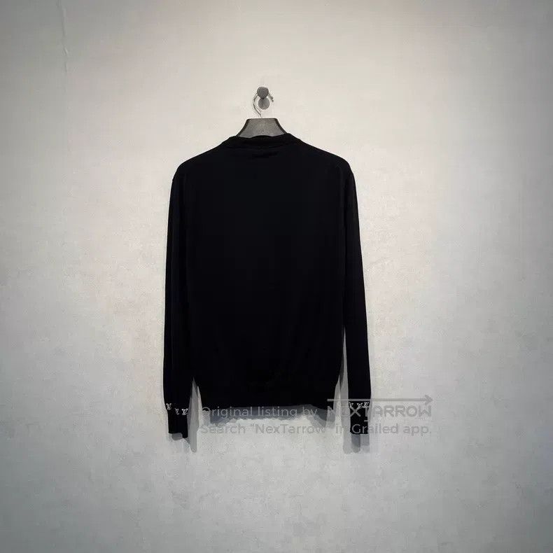 Louis Vuitton Louis Vuitton Embroidered logo knit sweater Size US M / EU 48-50 / 2 - 3 Thumbnail