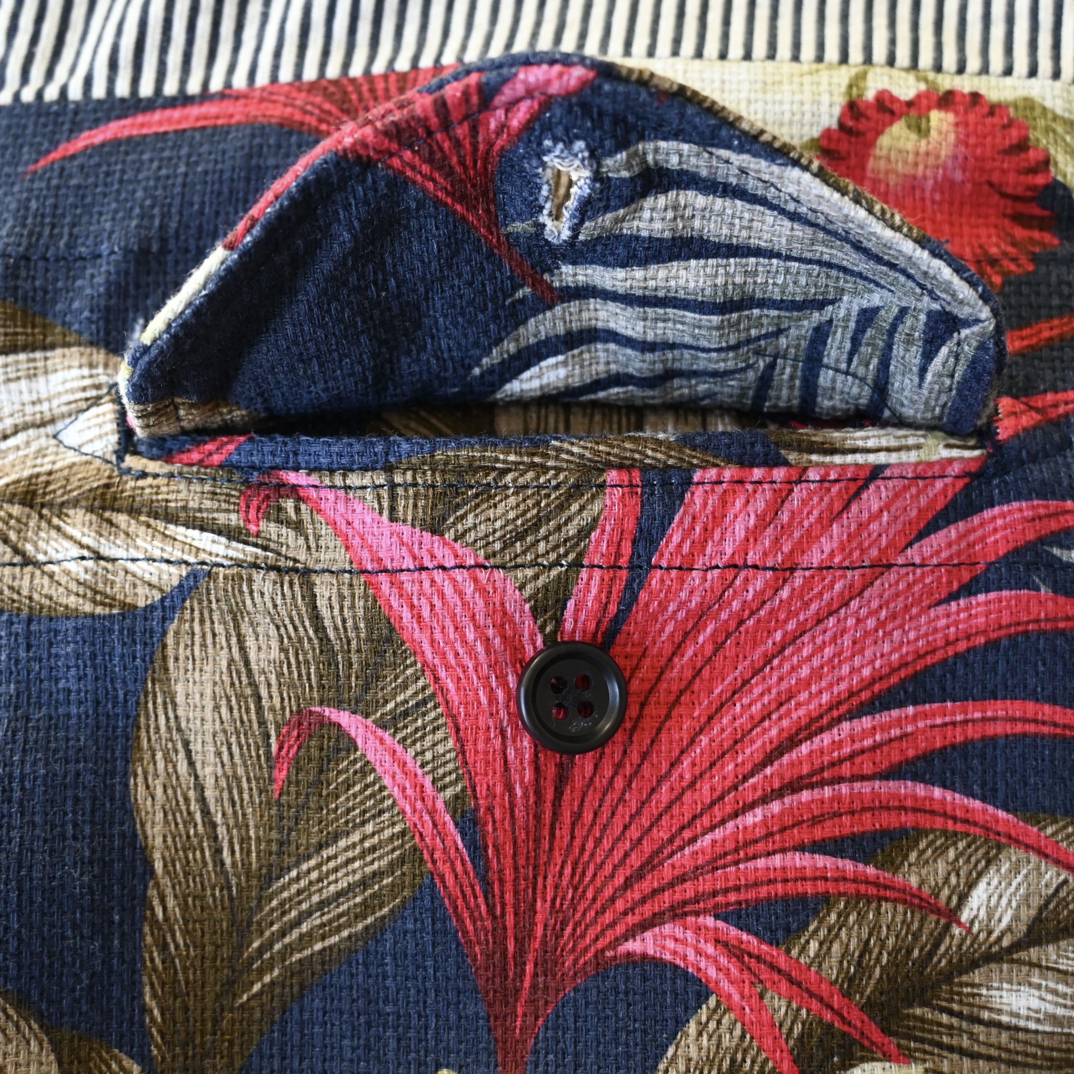 Engineered Garments Engineered Garments "Ghurka Short", Hawaiian patchwork, S Size US 32 / EU 48 - 12 Thumbnail