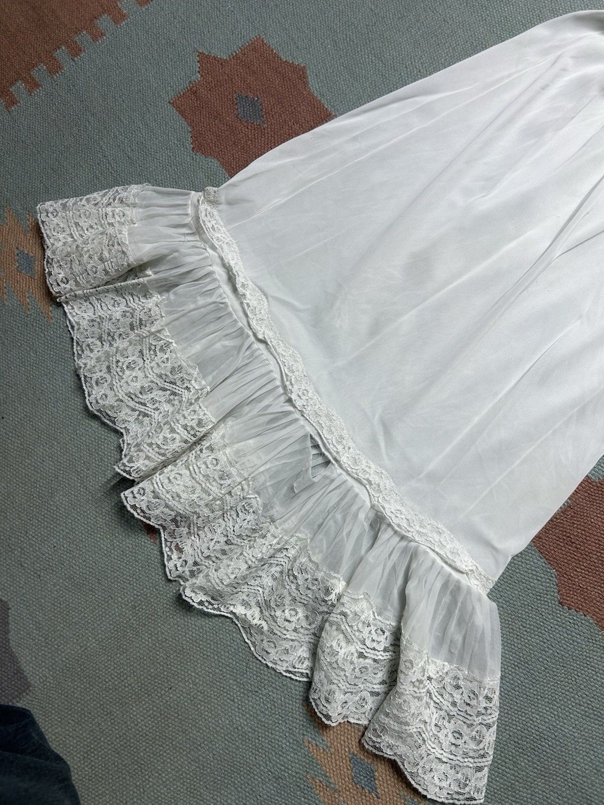 Vintage Vtg 50s nylon slip skirt Movie Star lace lingerie womens med Size 26" / US 2 / IT 38 - 2 Thumbnail
